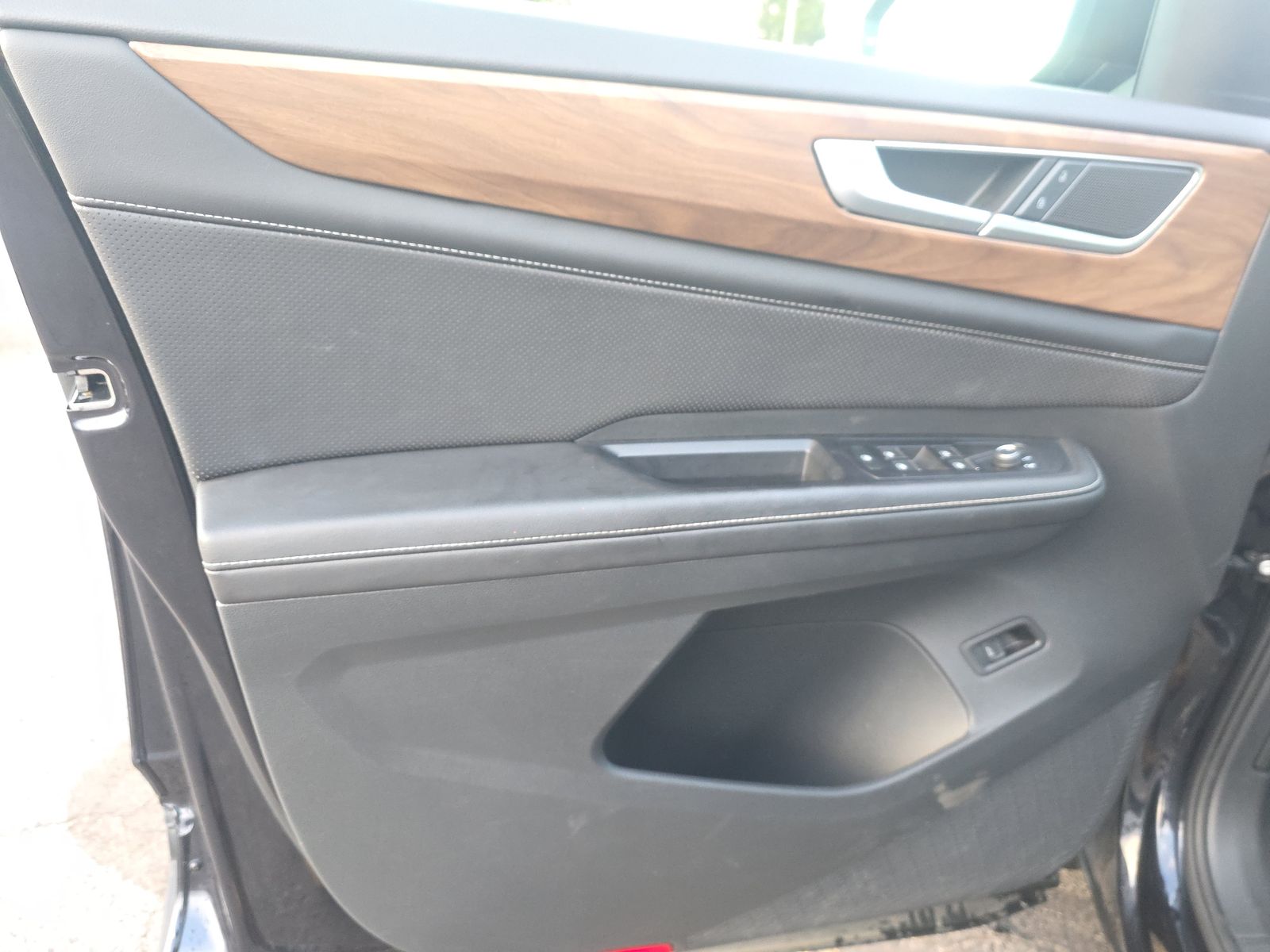 2025 Volkswagen Atlas 2.0T SE AWD