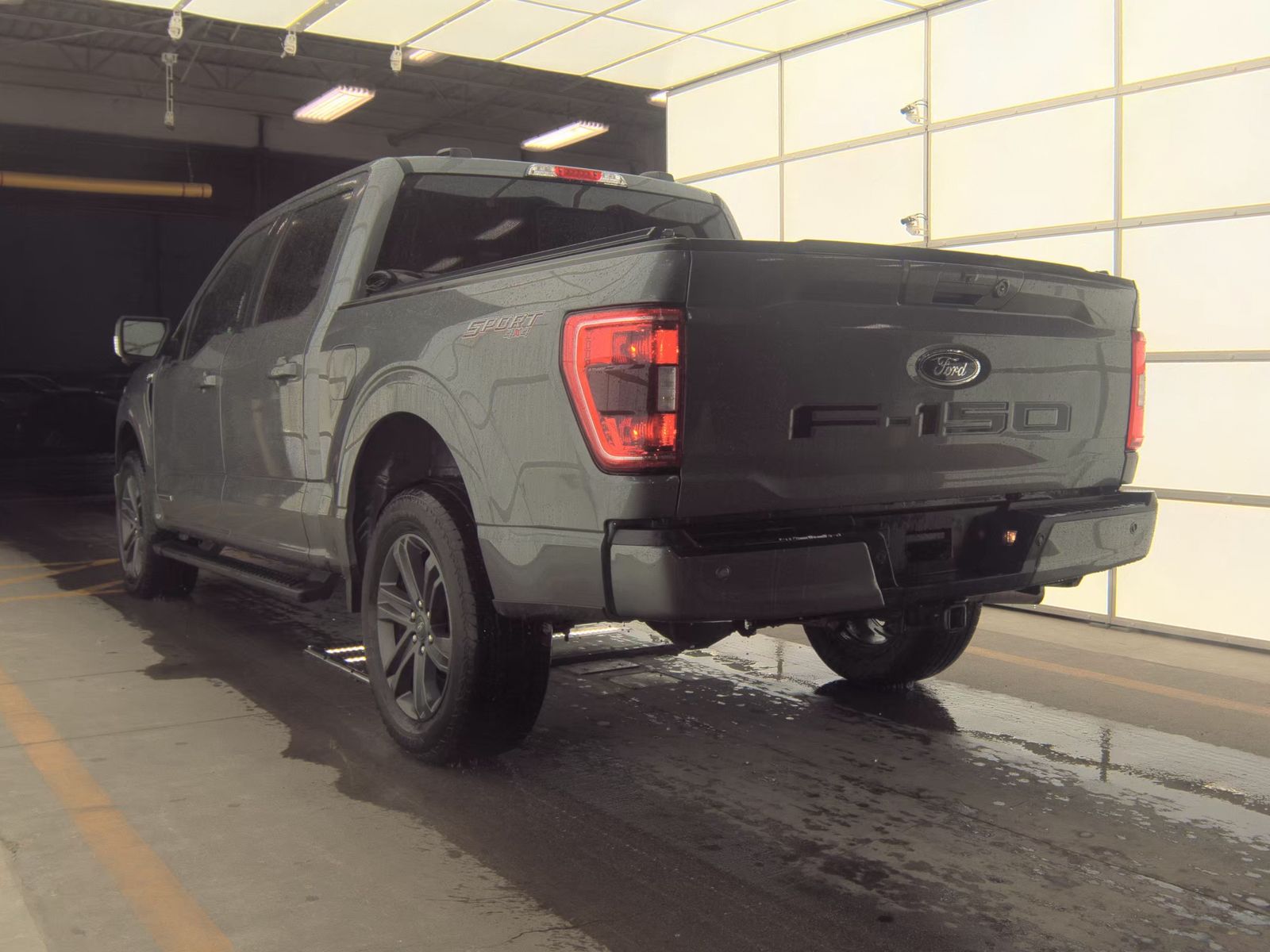 2023 Ford F-150 Hybrid XLT AWD