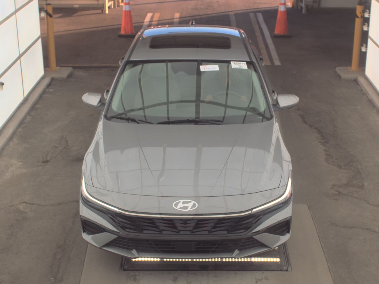 2025 Hyundai Elantra Hybrid Limited FWD
