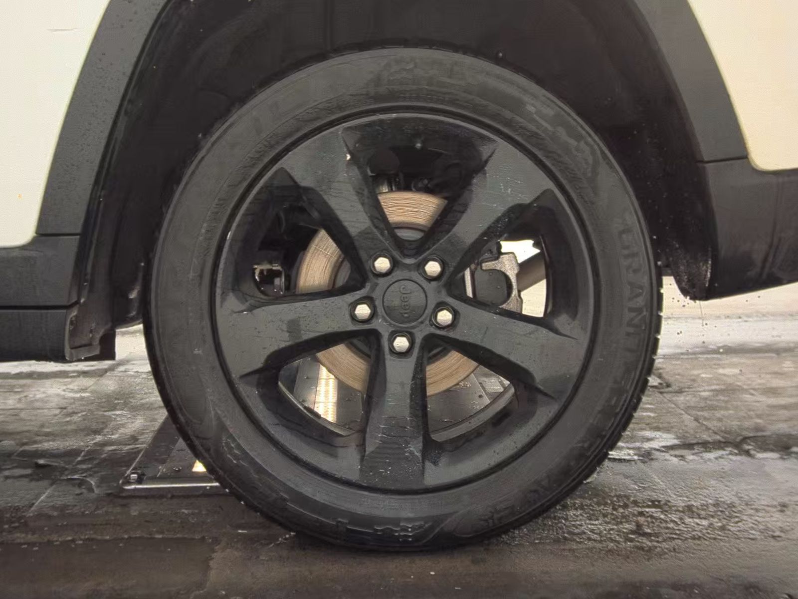 2022 Jeep Grand Cherokee Altitude AWD