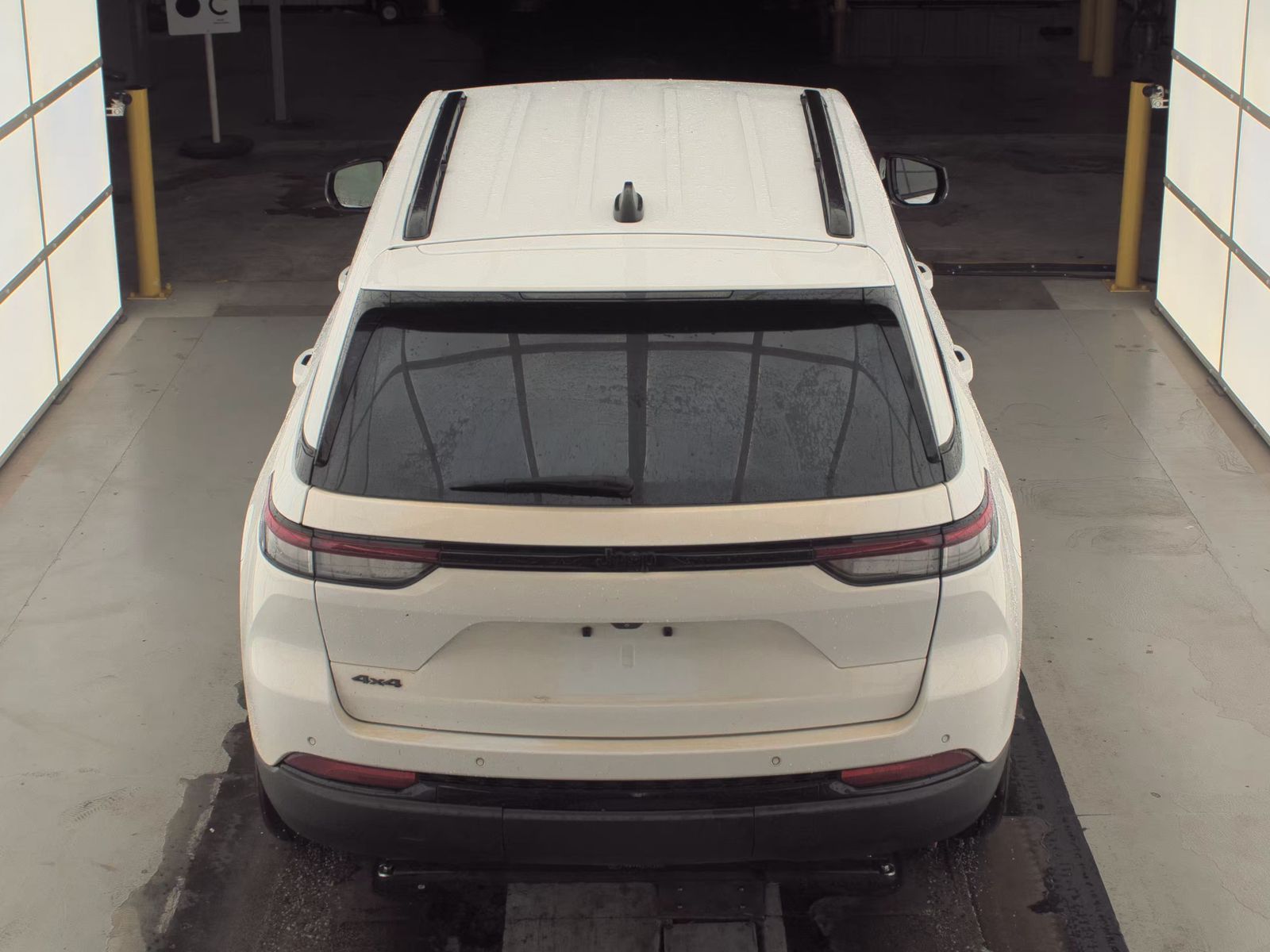 2022 Jeep Grand Cherokee Altitude AWD