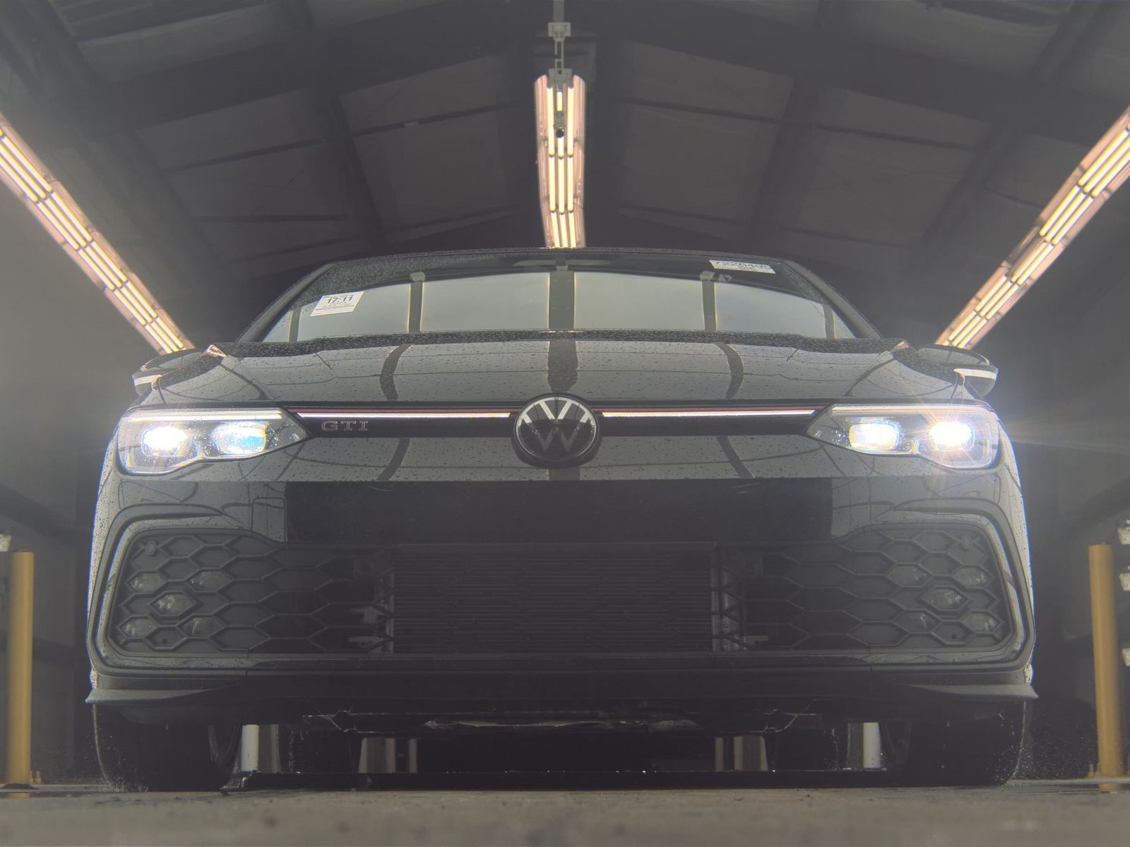 2024 Volkswagen Golf GTI 2.0T SE FWD