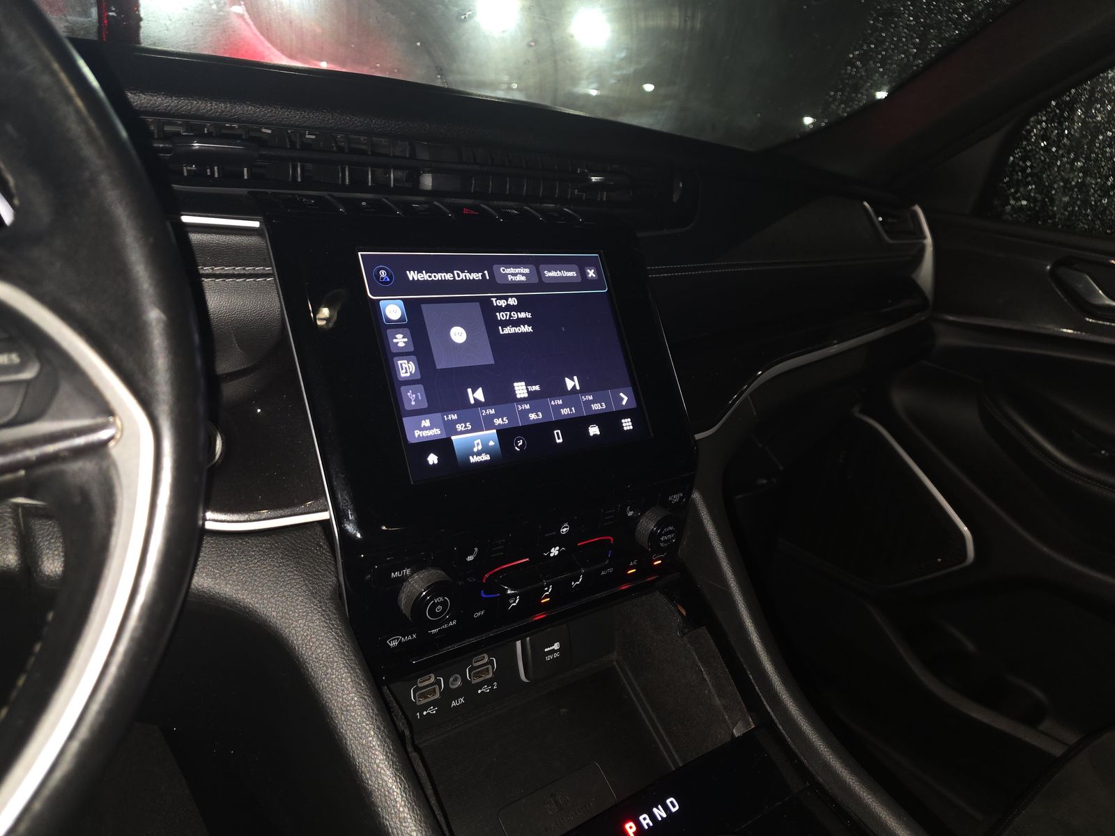 2022 Jeep Grand Cherokee Altitude AWD