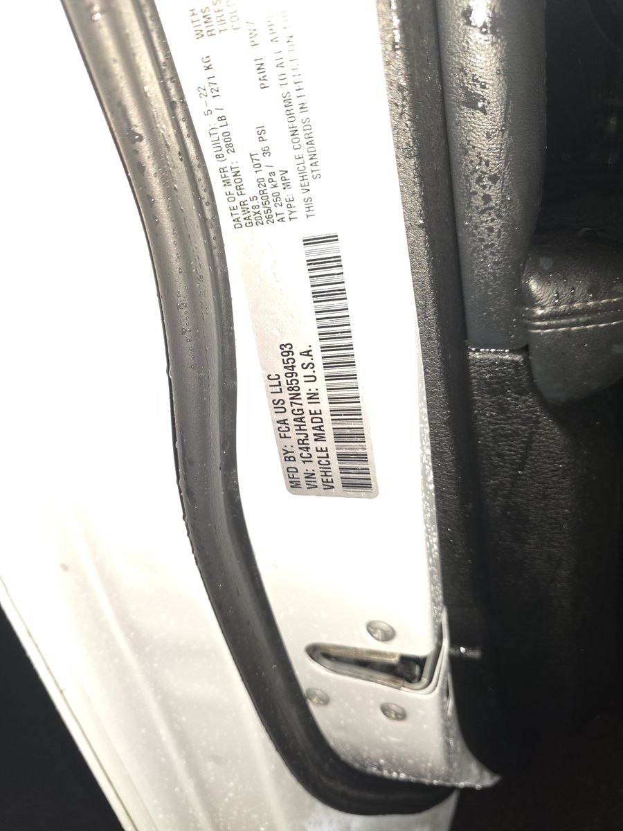 2022 Jeep Grand Cherokee Altitude AWD