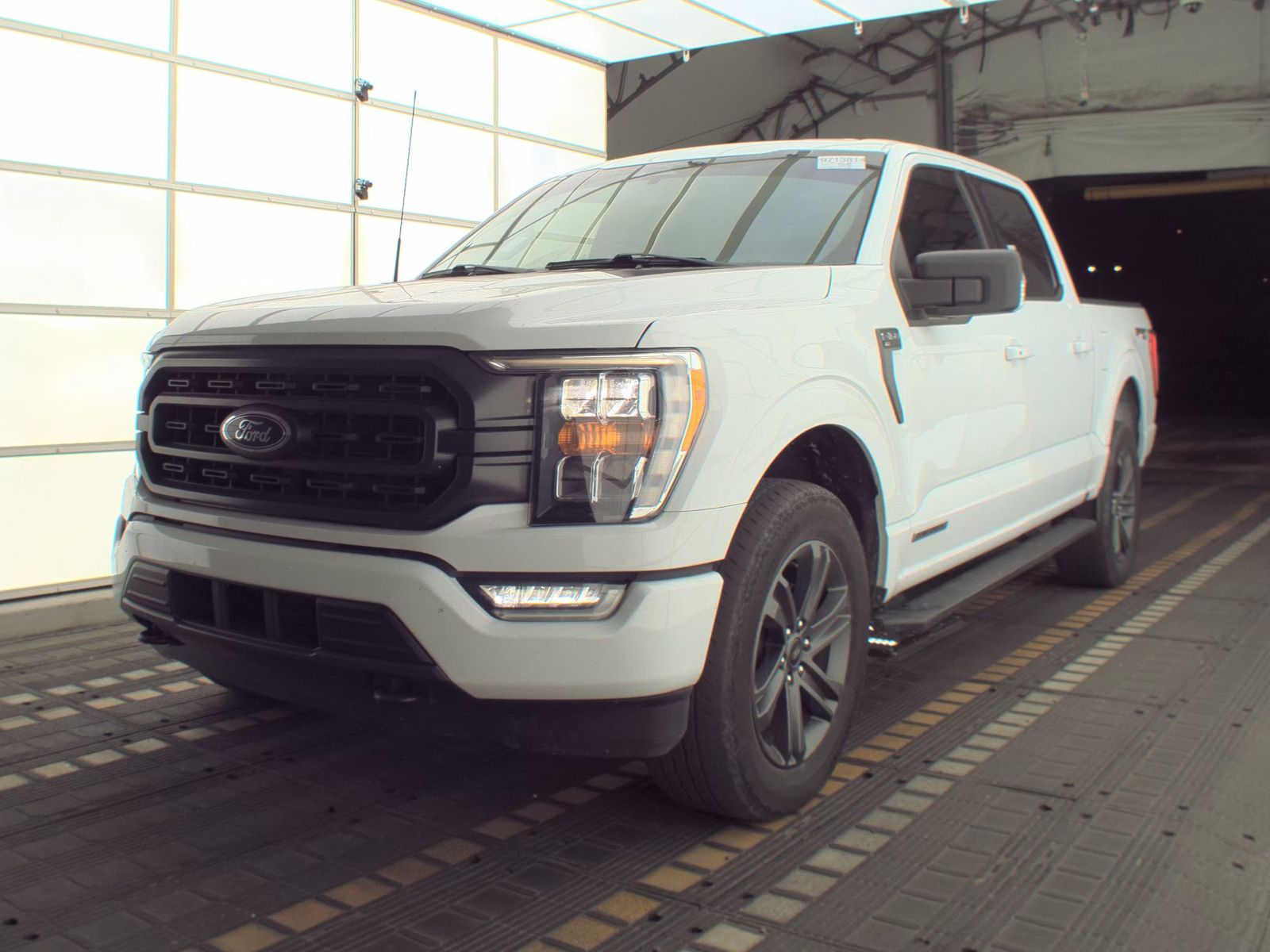 2023 Ford F-150 Hybrid XLT AWD