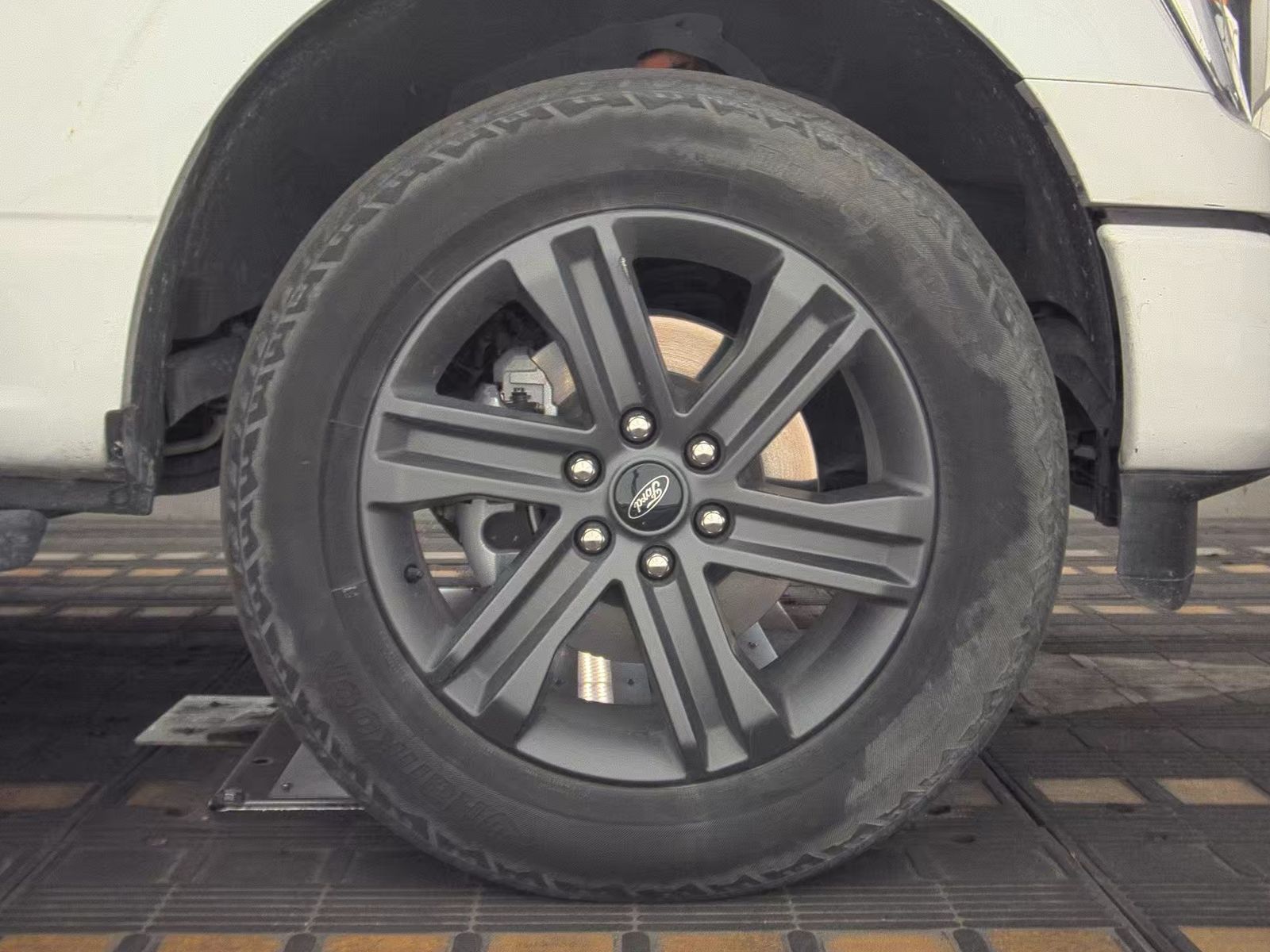 2023 Ford F-150 Hybrid XLT AWD