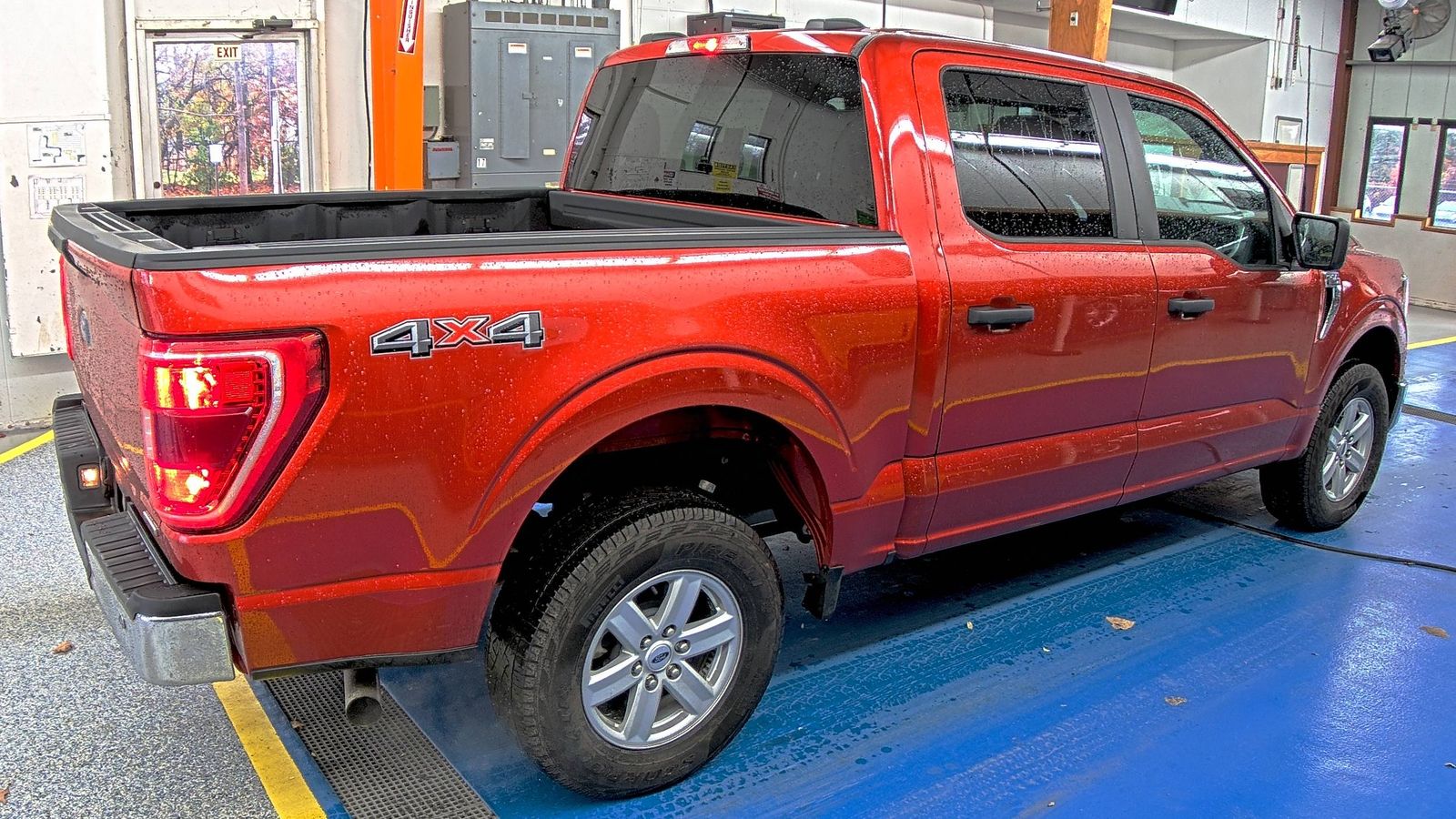 2023 Ford F-150 XLT AWD
