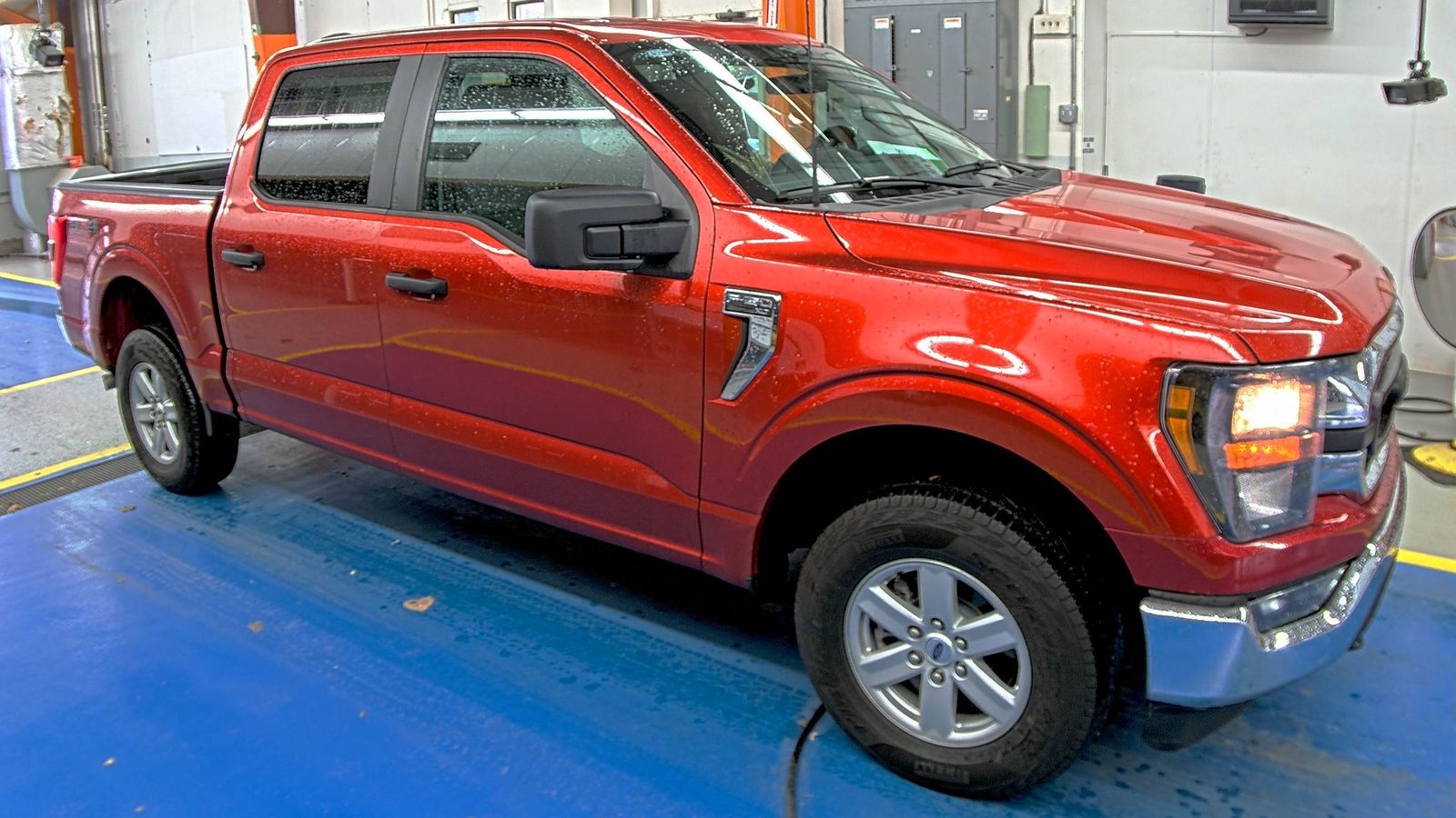 2023 Ford F-150 XLT AWD