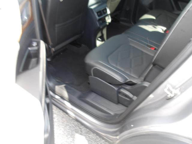 2025 Volkswagen Atlas 2.0T SE FWD