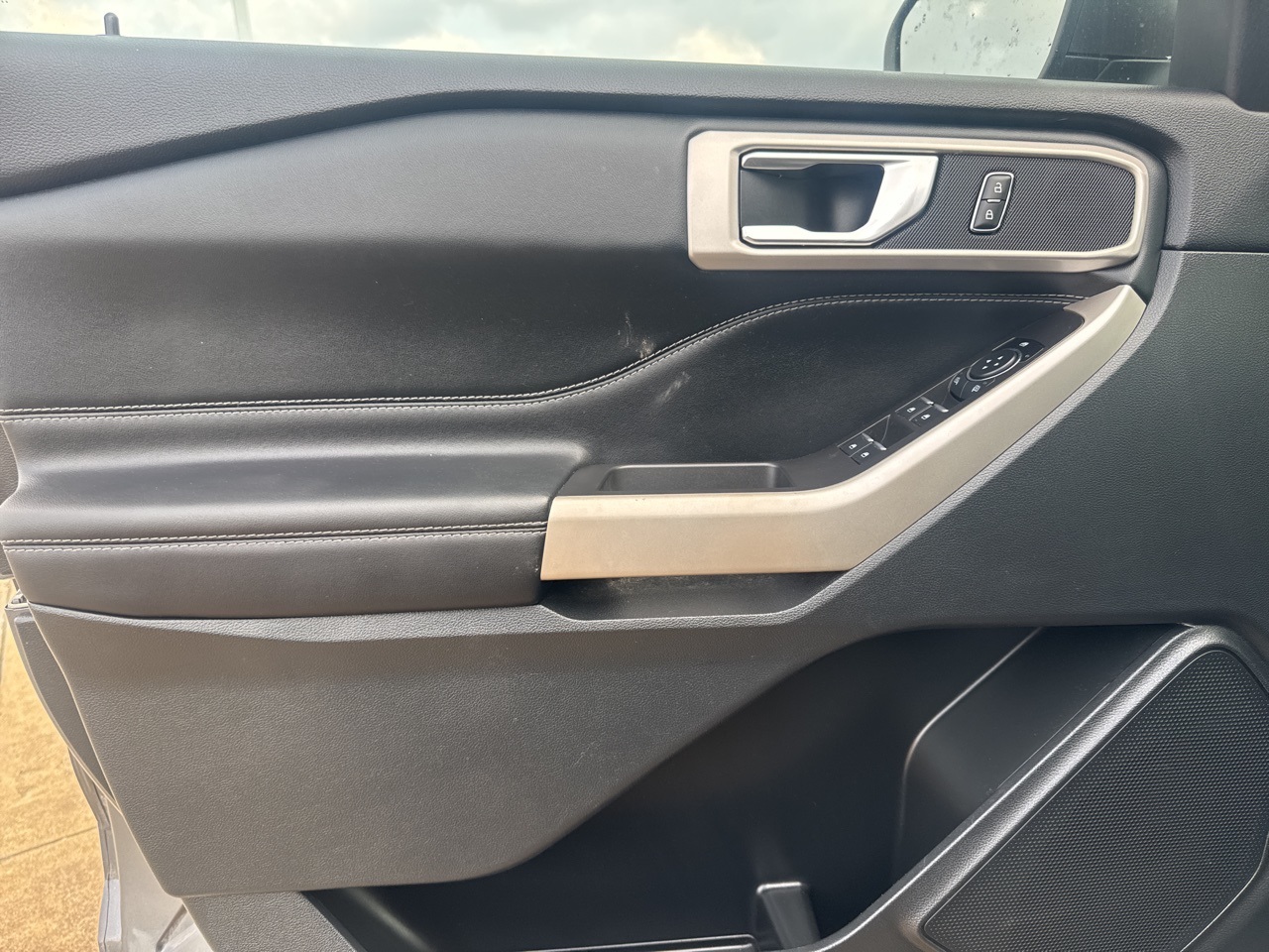 2023 Ford Explorer XLT AWD