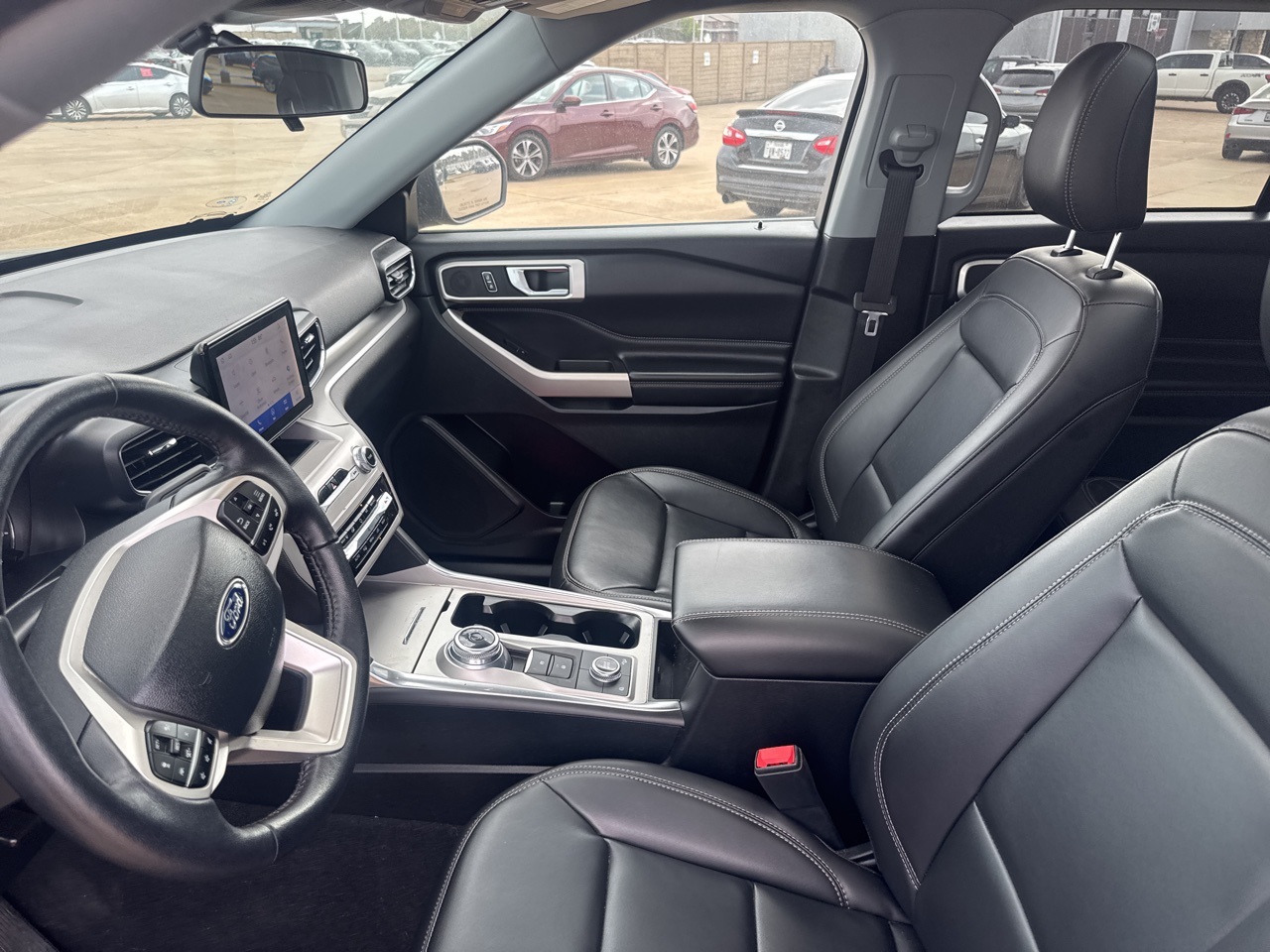 2023 Ford Explorer XLT AWD