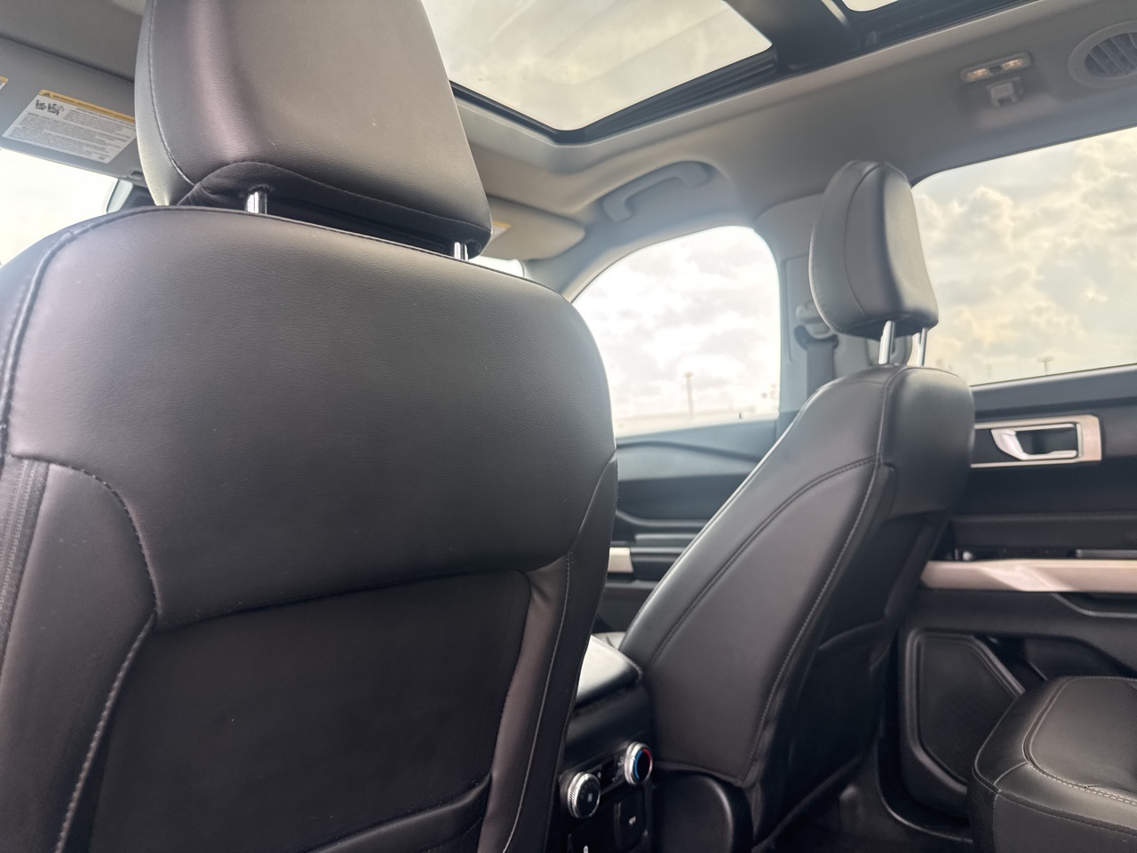 2023 Ford Explorer XLT AWD