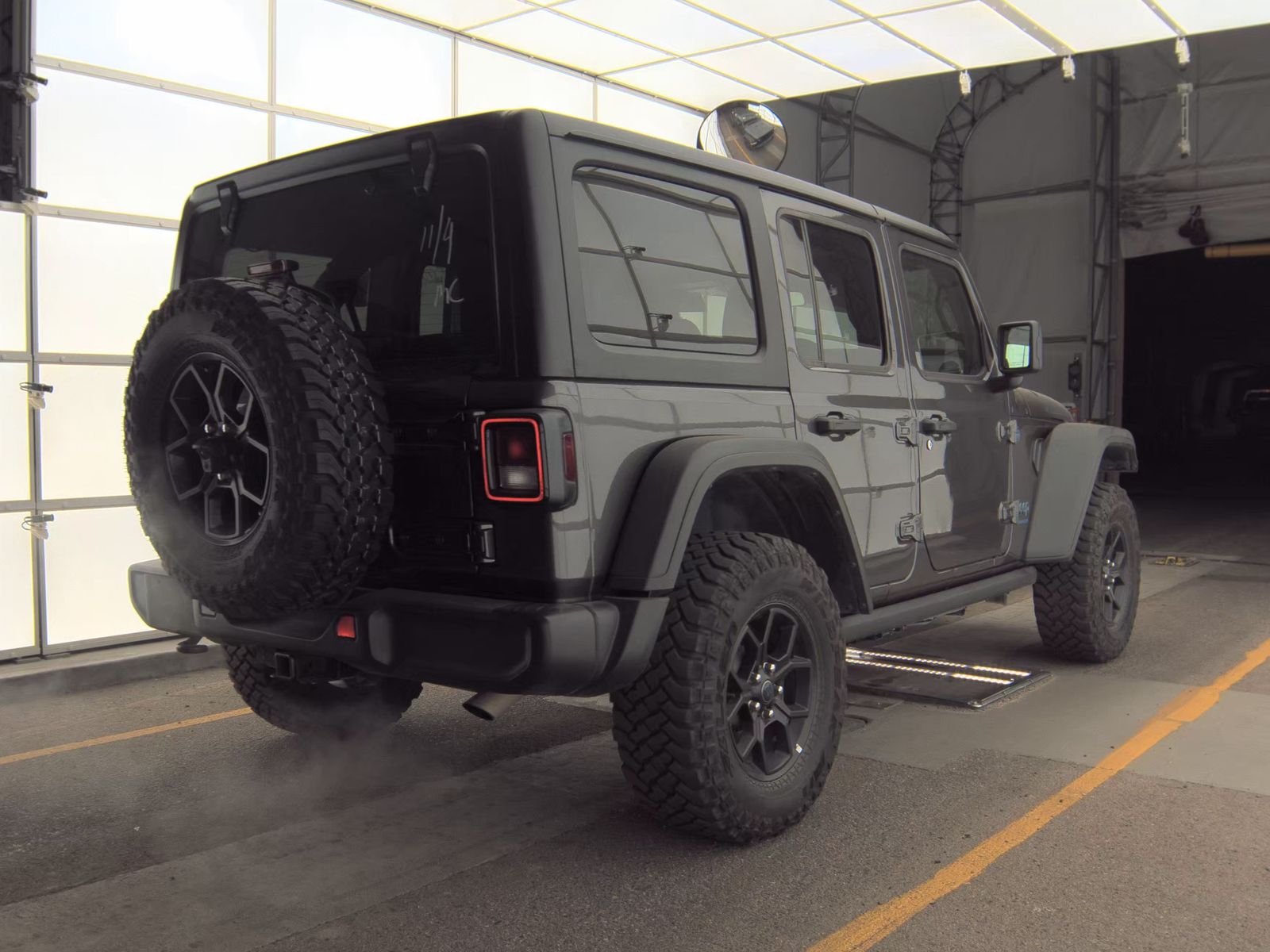 2025 Jeep Wrangler 4xe Willys AWD