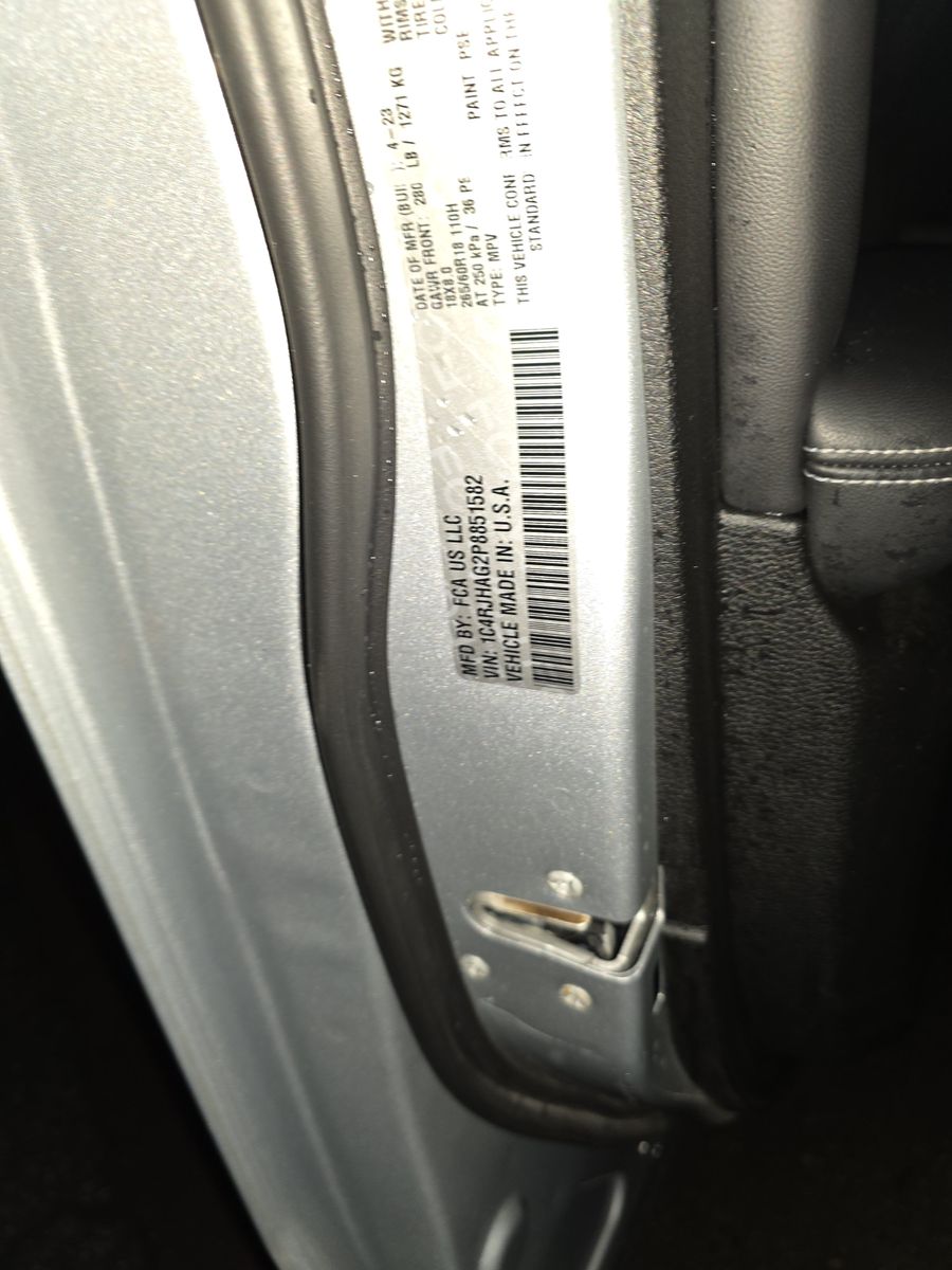 2023 Jeep Grand Cherokee Laredo AWD