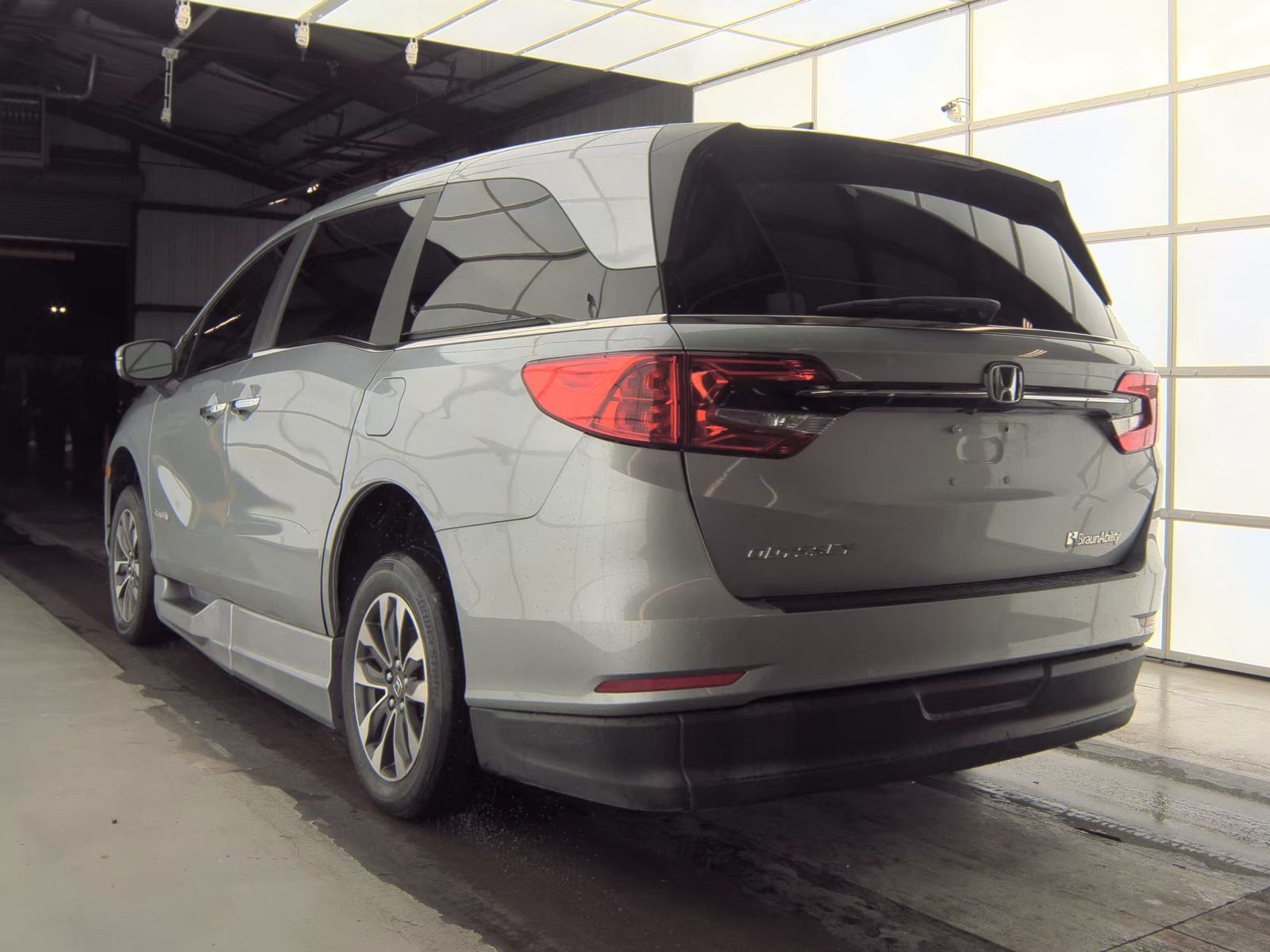 2022 Honda Odyssey EX-L FWD