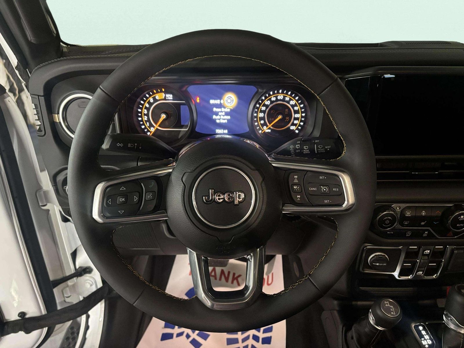 2024 Jeep Wrangler Sahara AWD