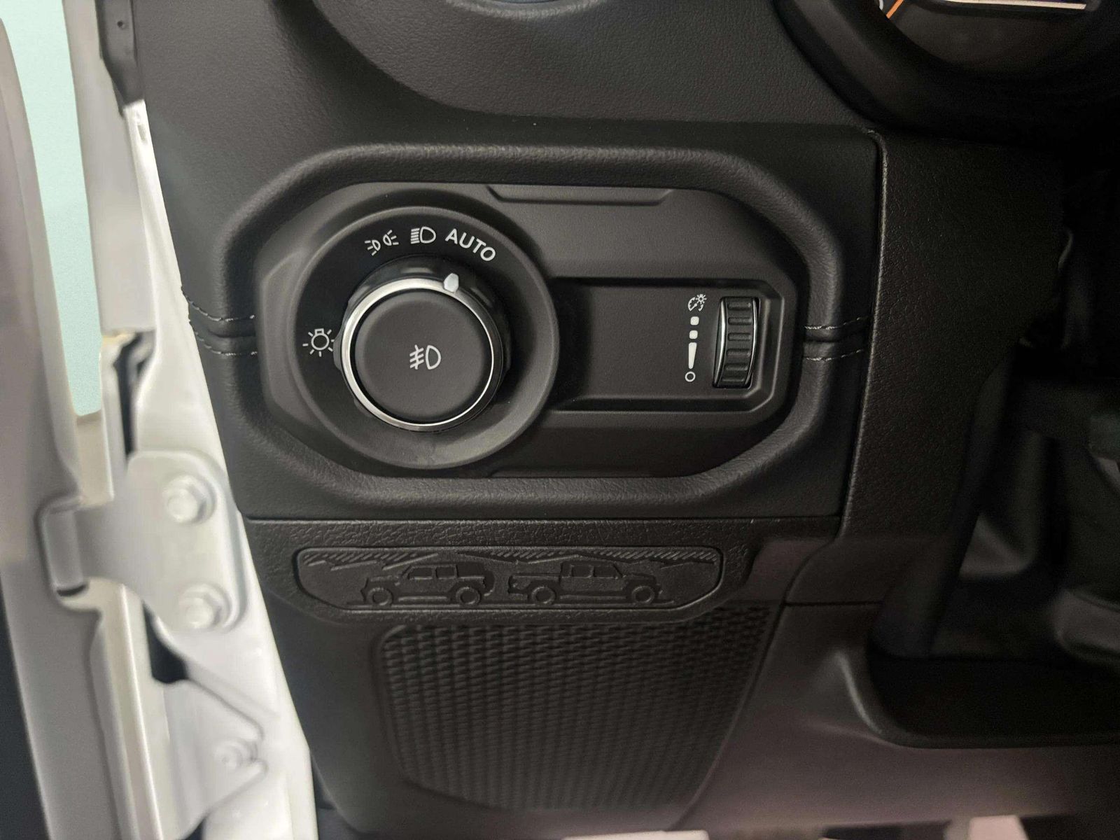 2024 Jeep Wrangler Sahara AWD