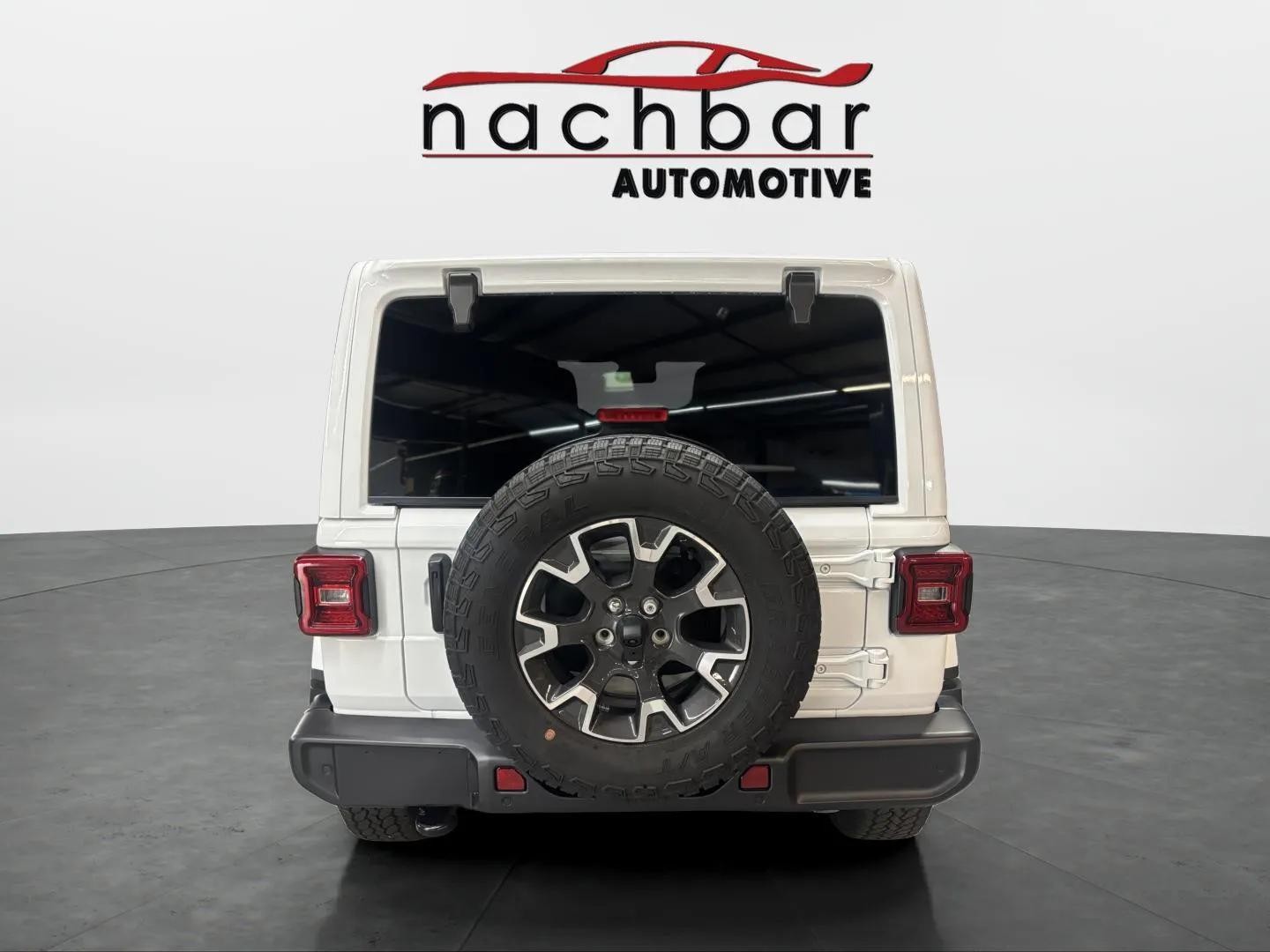 2024 Jeep Wrangler Sahara AWD