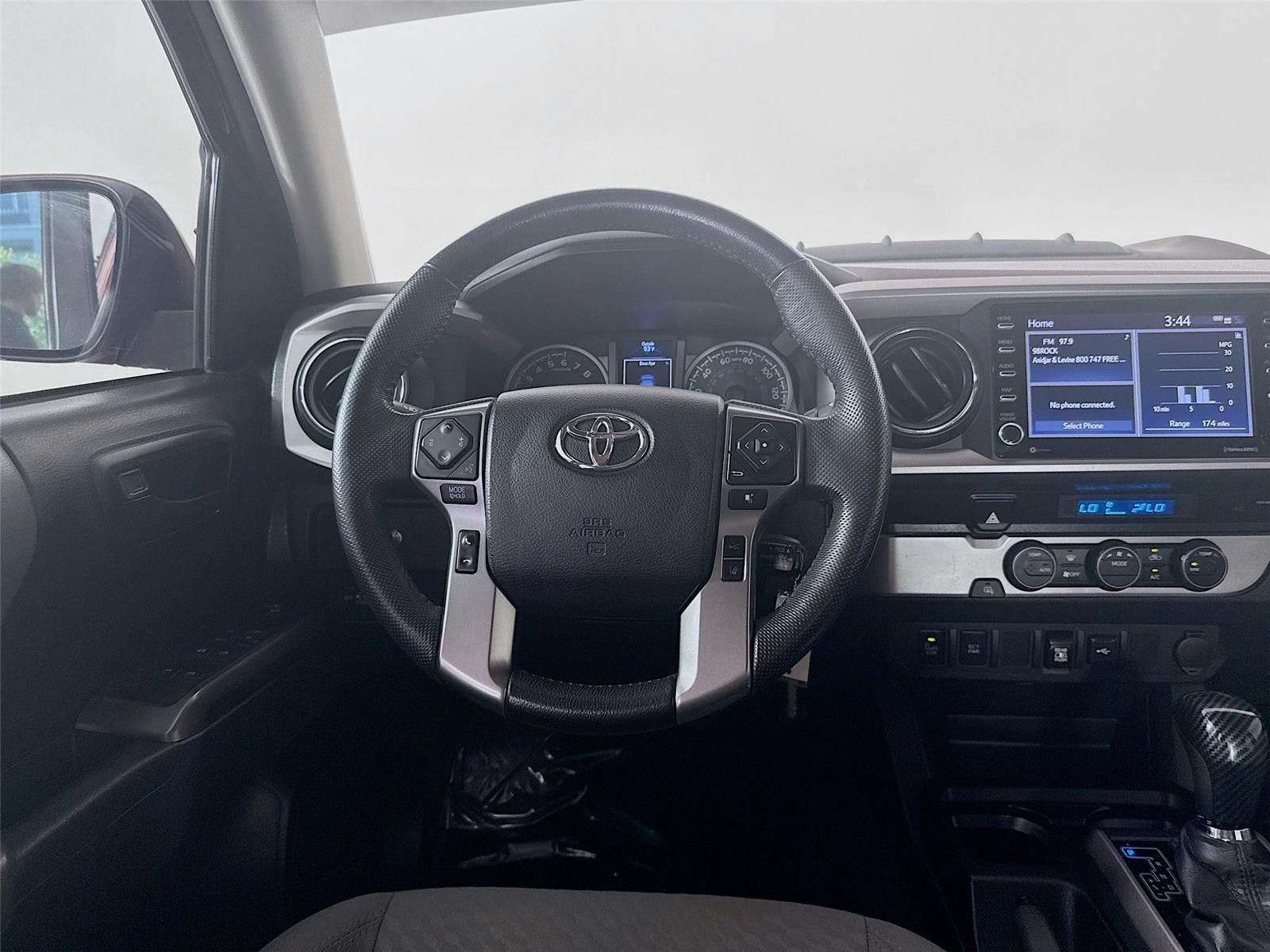 2022 Toyota Tacoma SR5 RWD