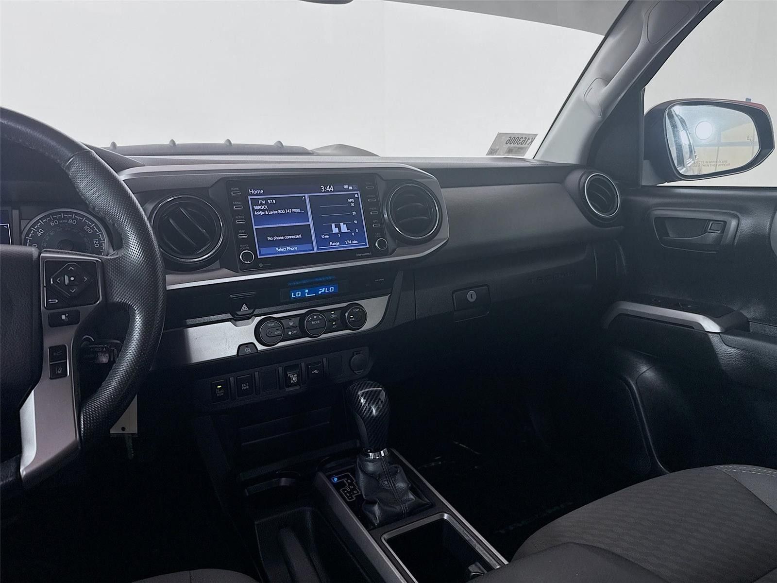 2022 Toyota Tacoma SR5 RWD