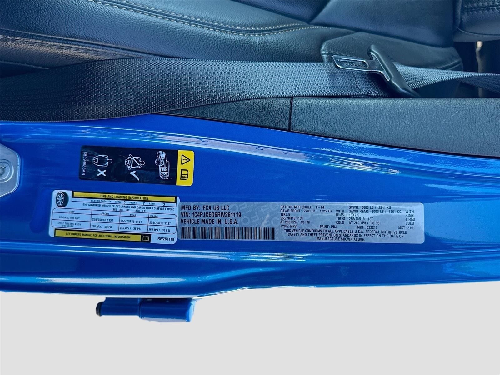 2024 Jeep Wrangler Sahara AWD