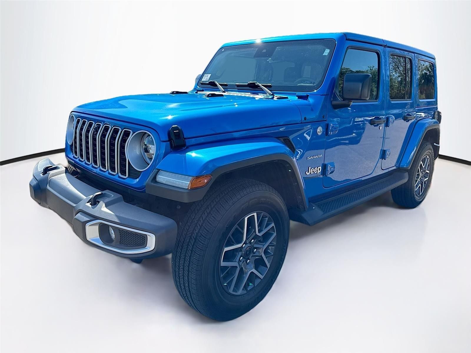 2024 Jeep Wrangler Sahara AWD