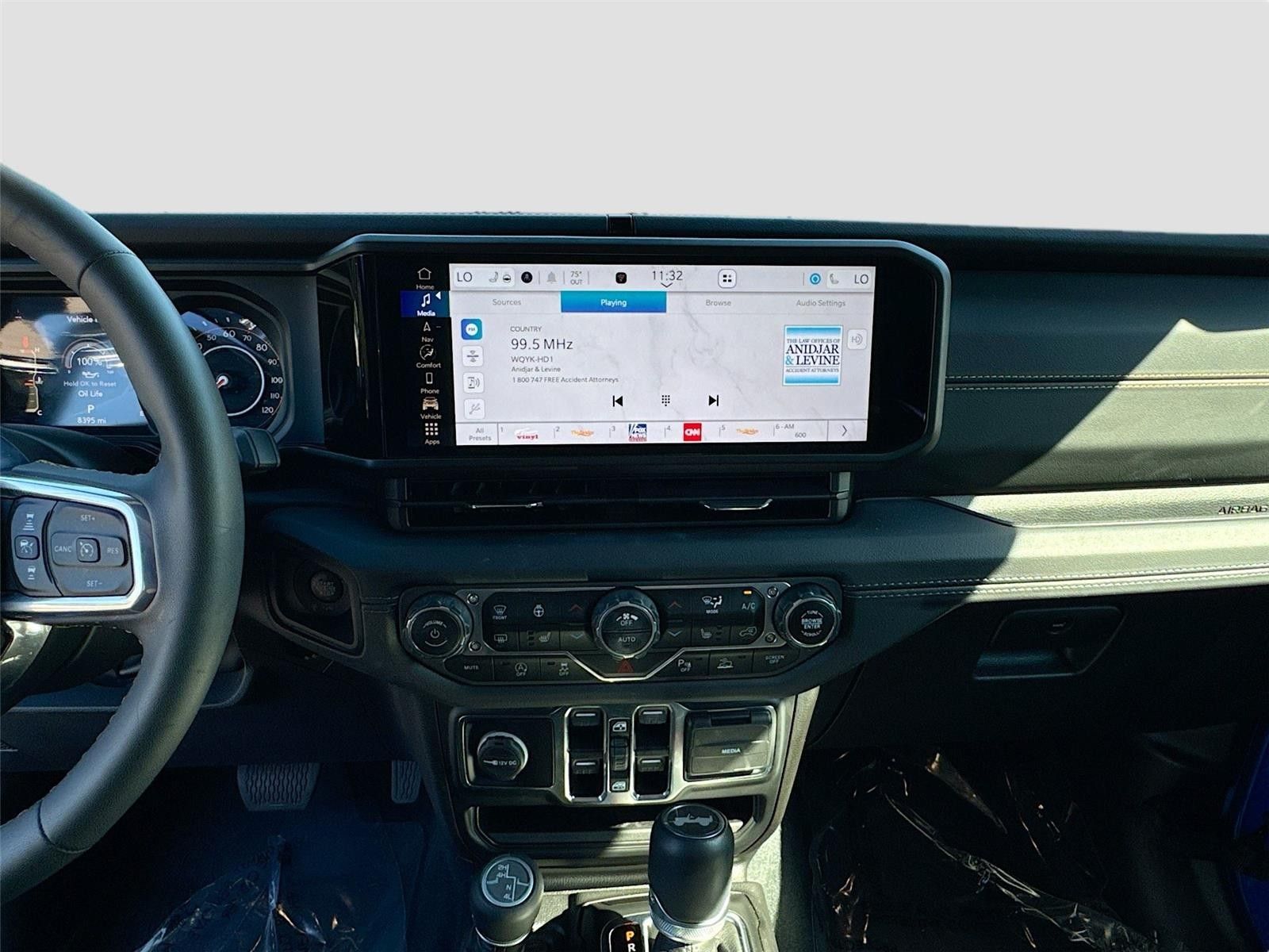 2024 Jeep Wrangler Sahara AWD