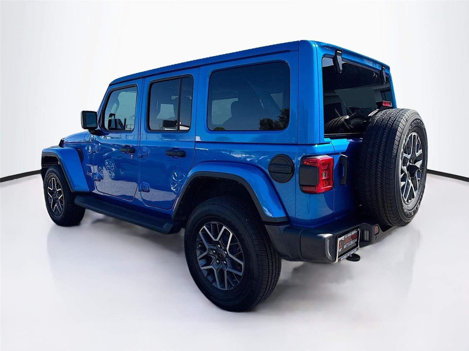 2024 Jeep Wrangler Sahara AWD