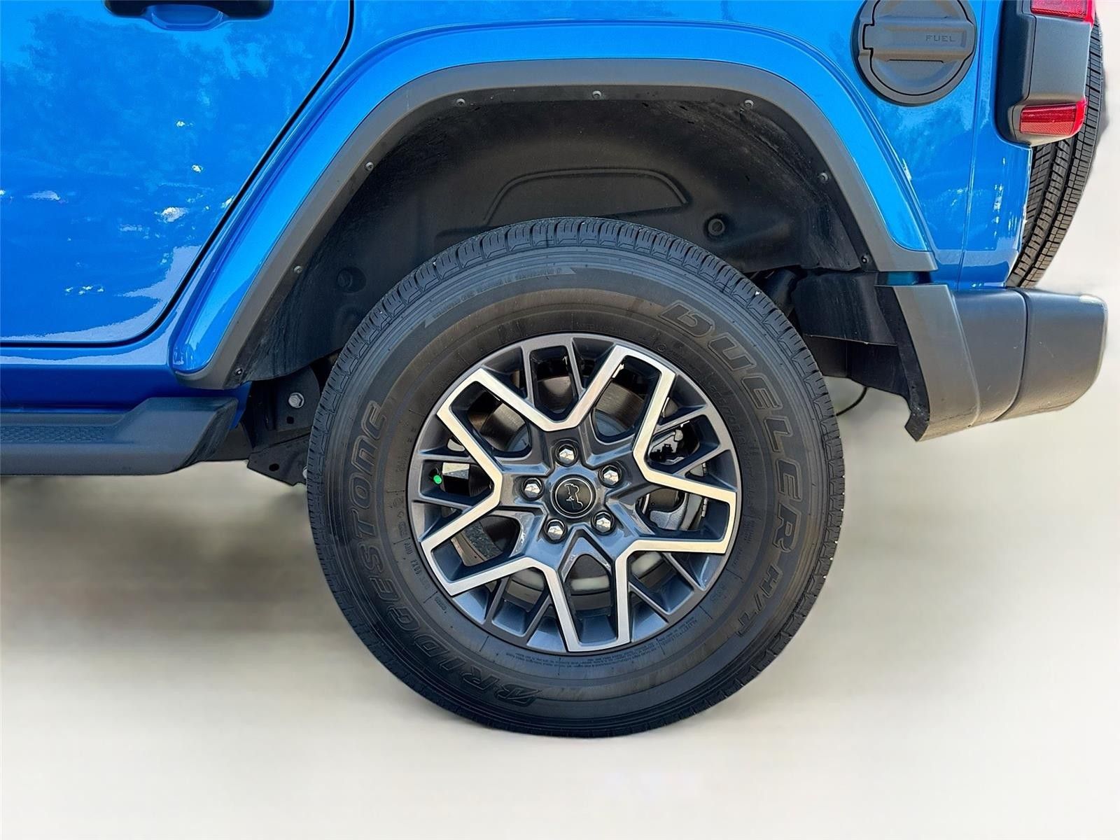 2024 Jeep Wrangler Sahara AWD