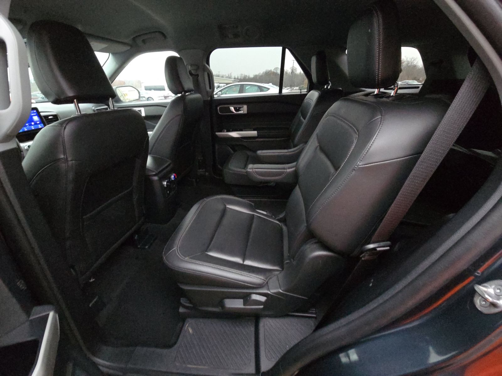 2022 Ford Explorer XLT AWD