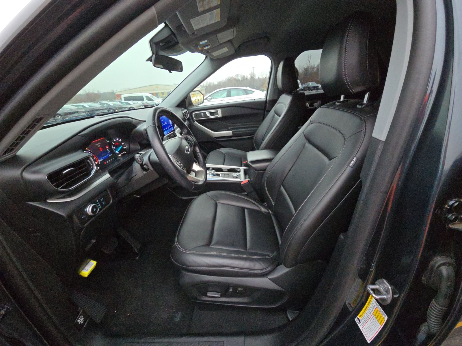 2022 Ford Explorer XLT AWD