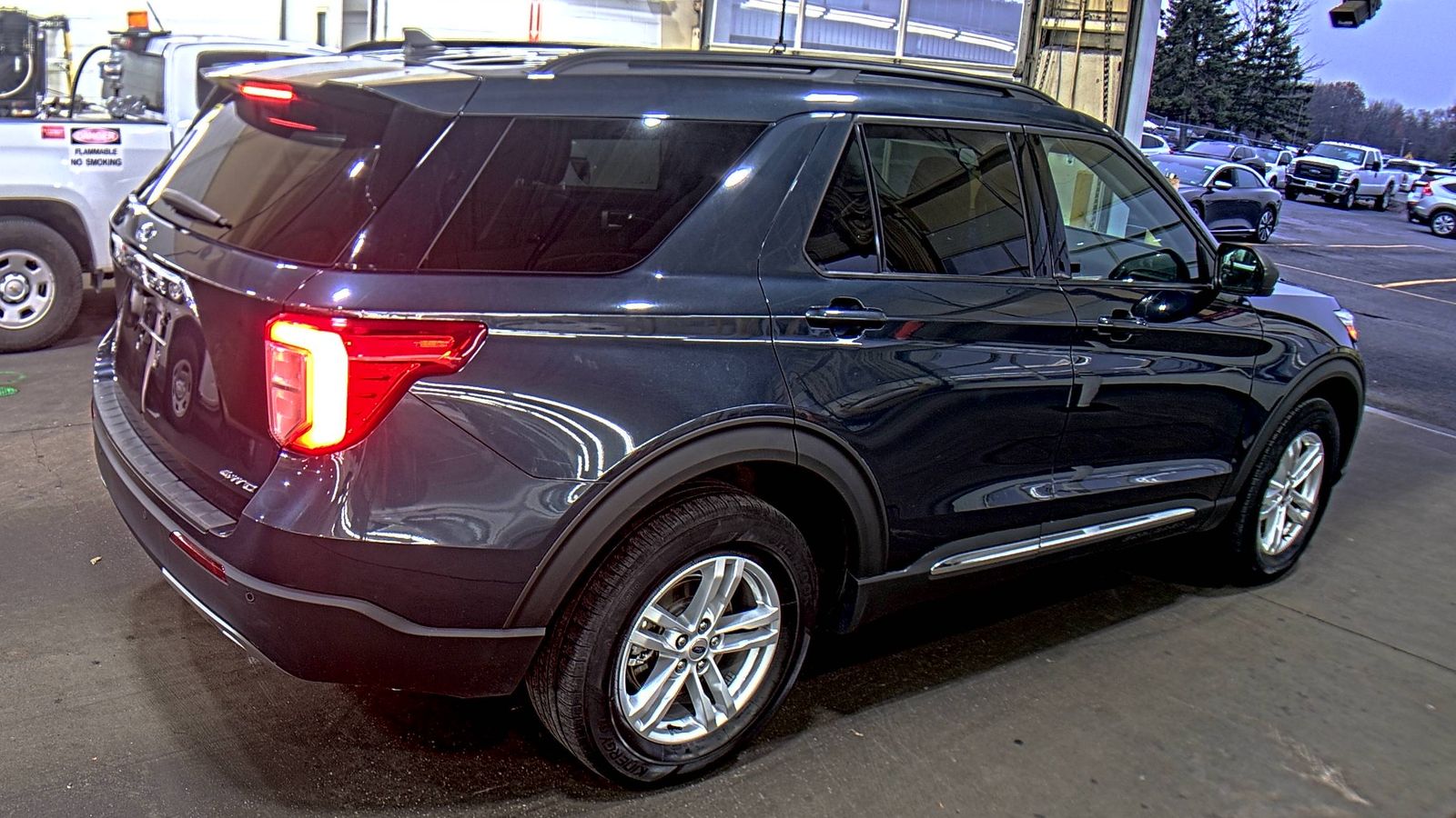 2022 Ford Explorer XLT AWD