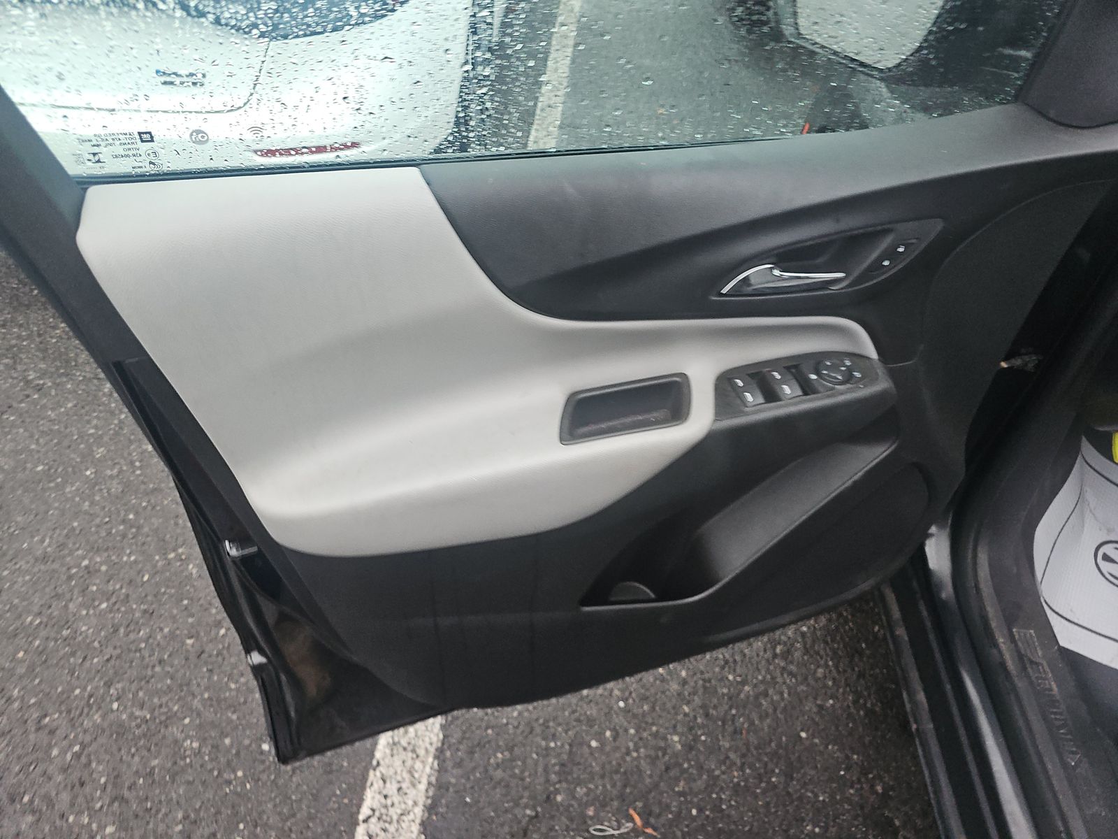 2024 Chevrolet Equinox LS FWD