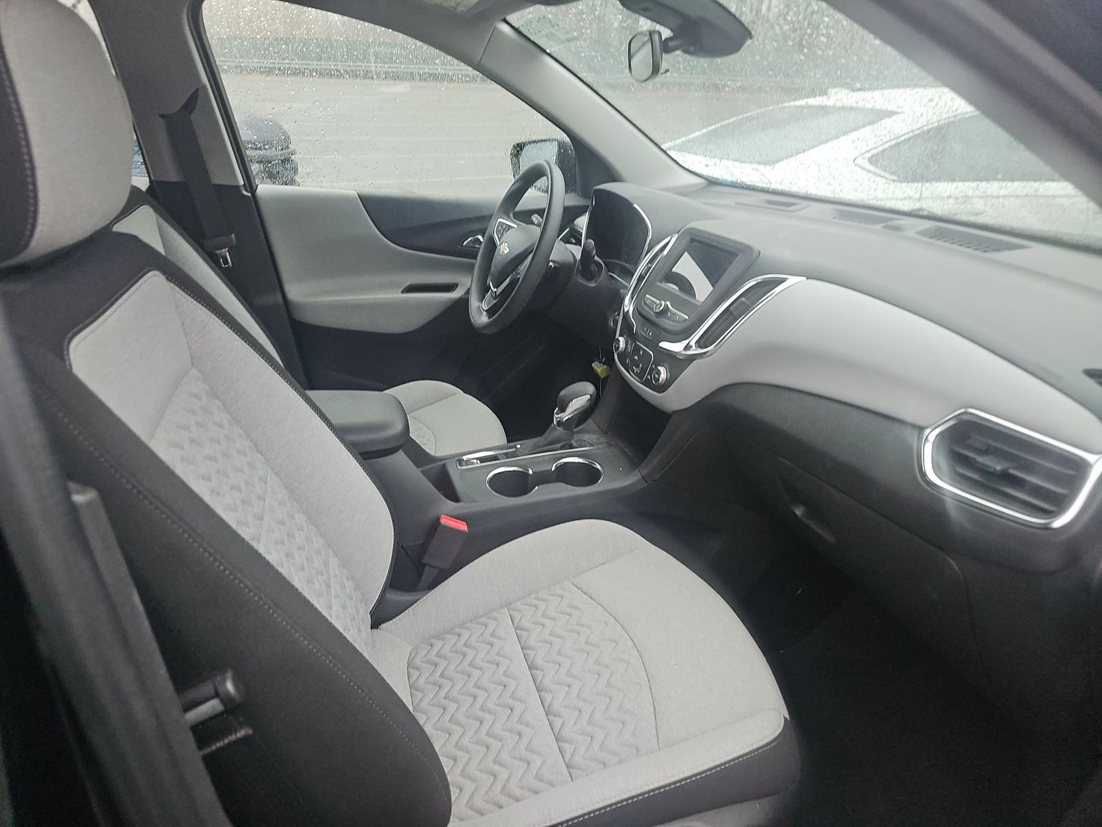 2024 Chevrolet Equinox LS FWD