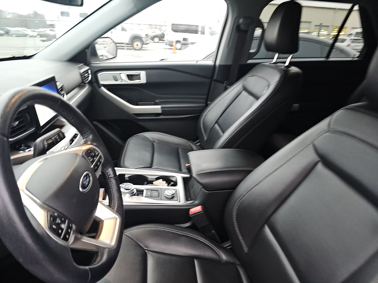 2022 Ford Explorer XLT AWD