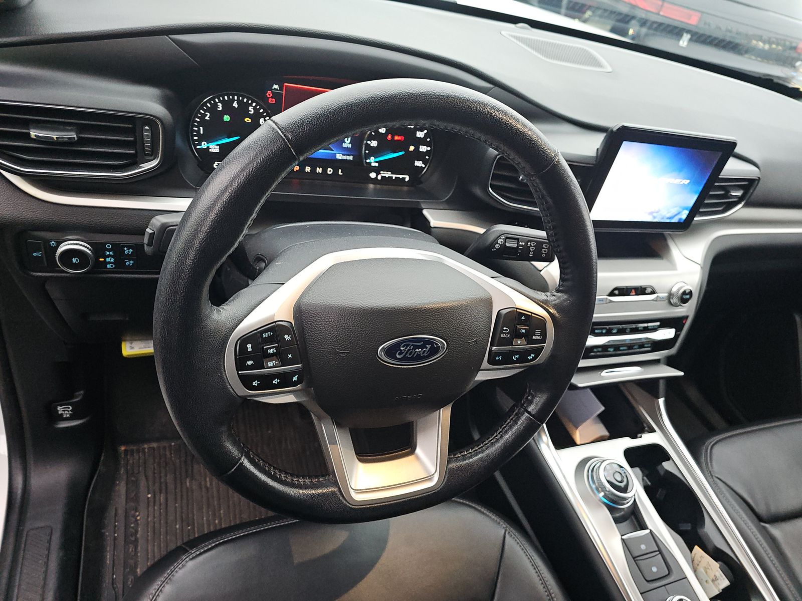 2022 Ford Explorer XLT AWD