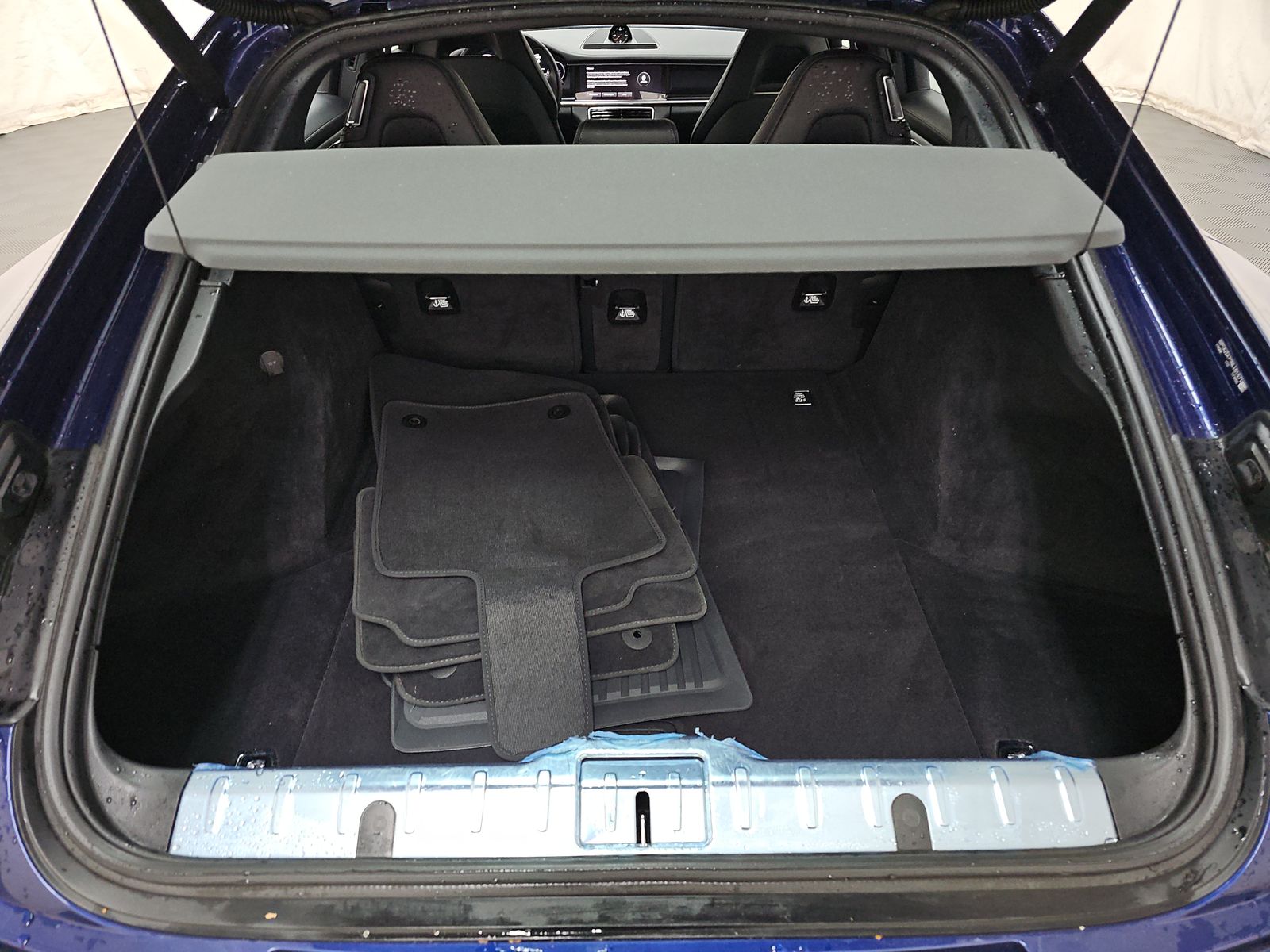 2022 Porsche Panamera 4 Platinum Edition AWD