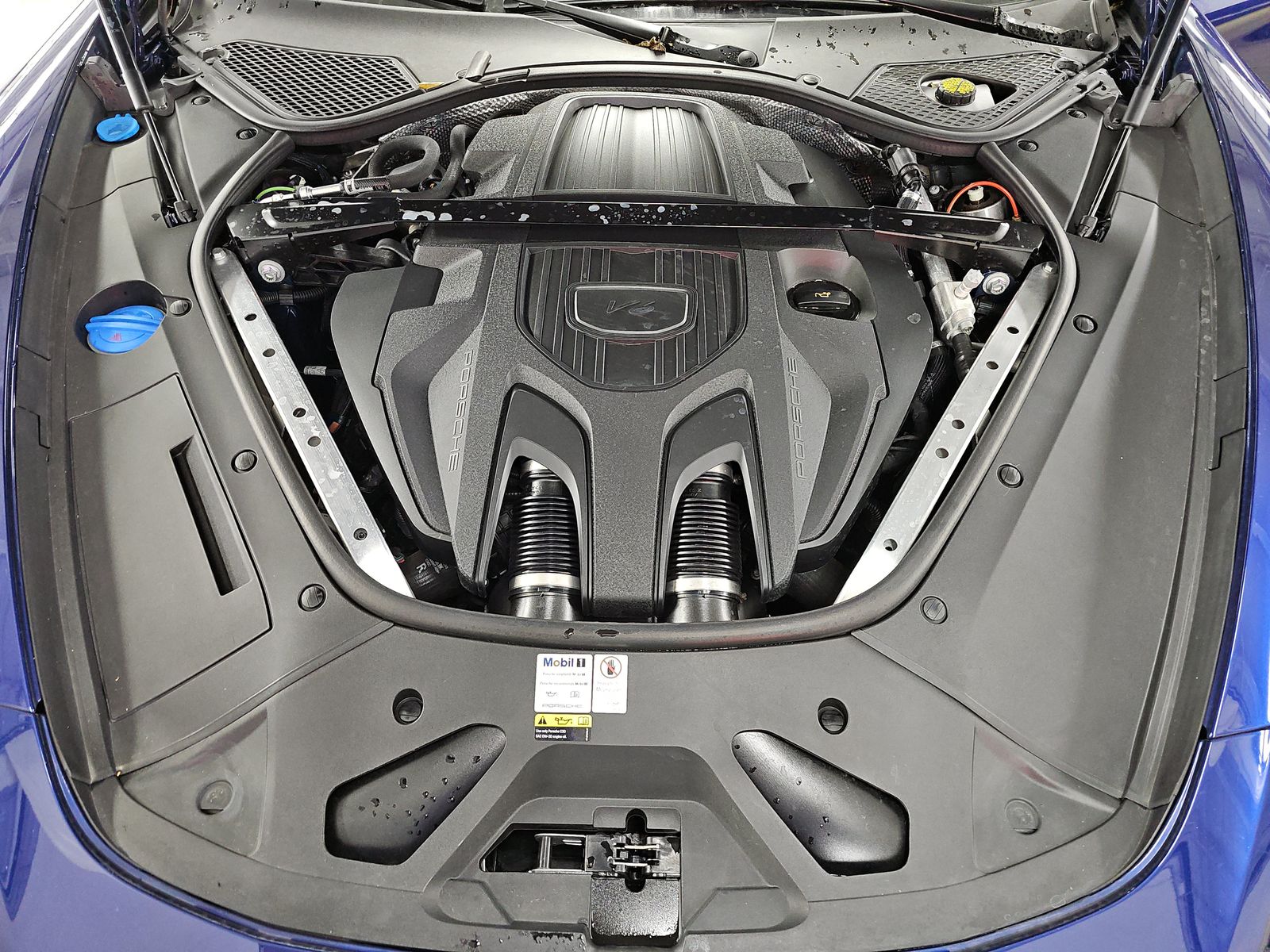 2022 Porsche Panamera 4 Platinum Edition AWD