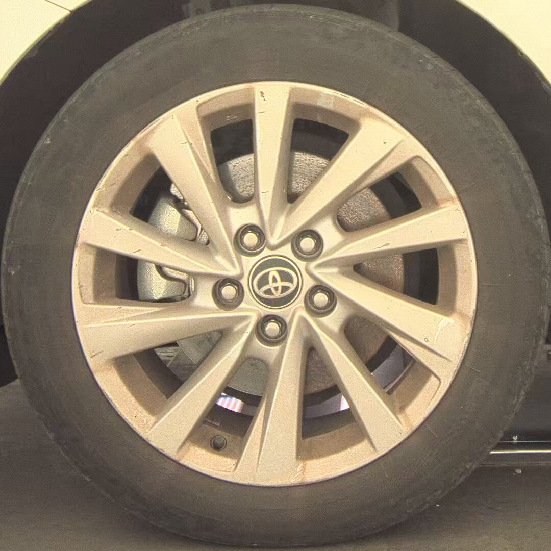 2024 Toyota Camry LE FWD