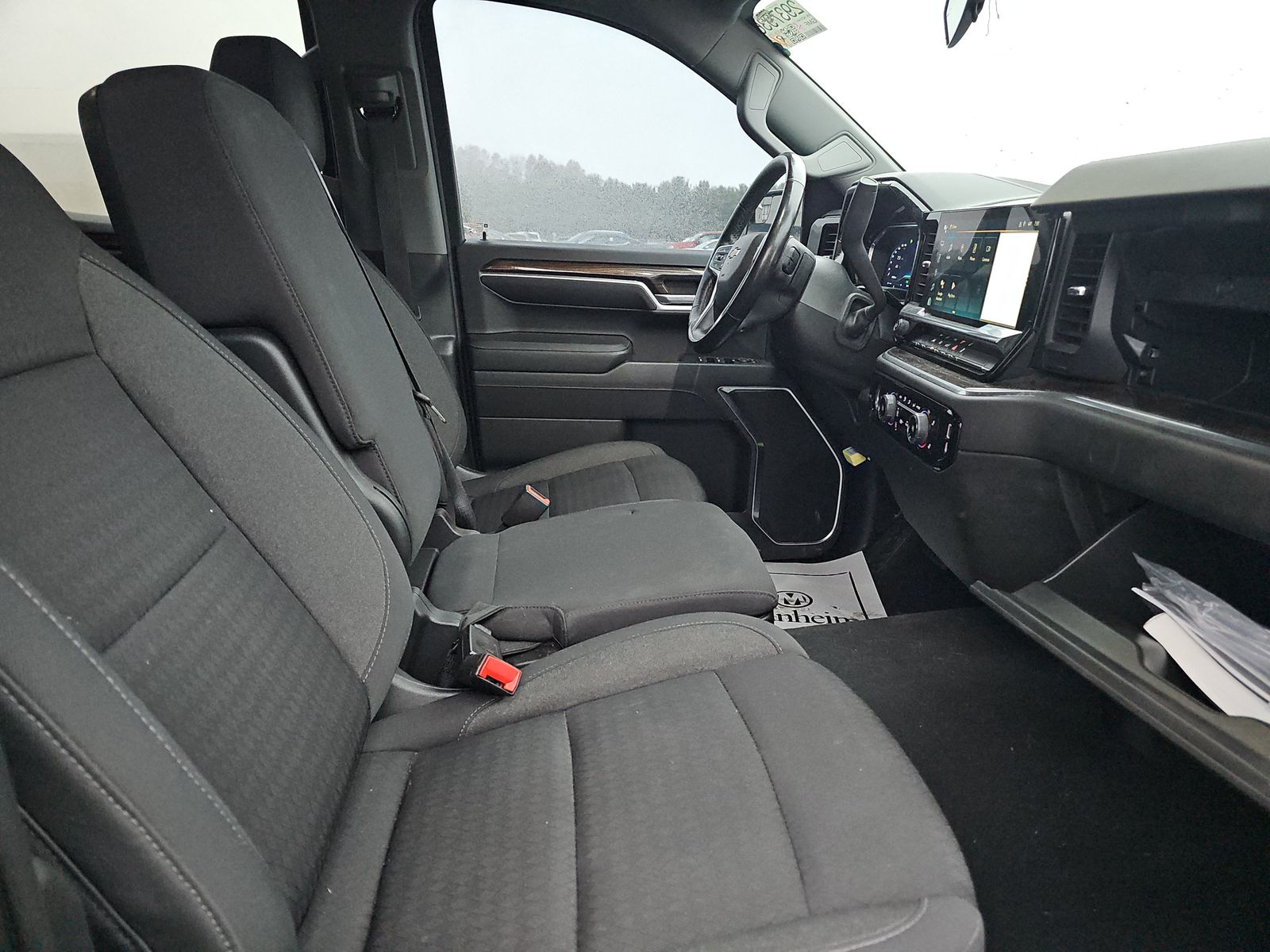 2022 Chevrolet Silverado 1500 LT AWD