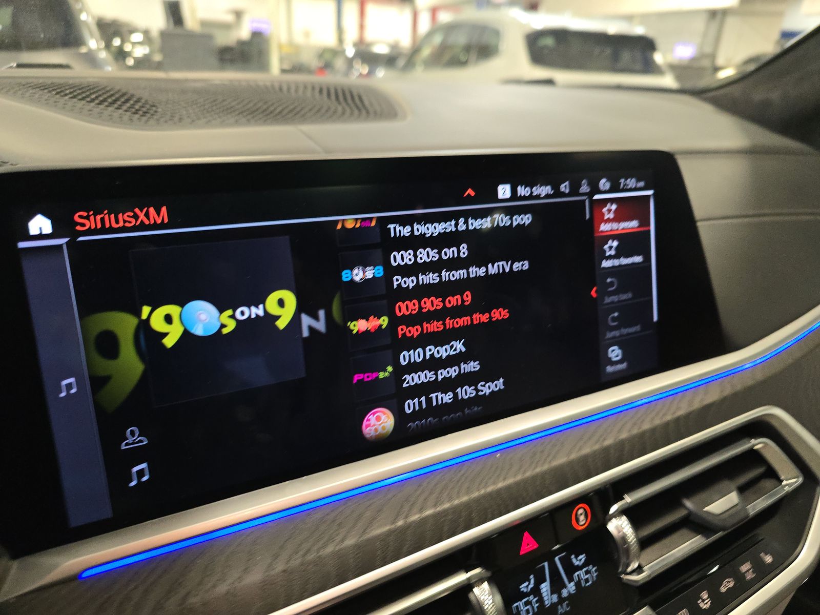 2022 BMW X7 M50i AWD