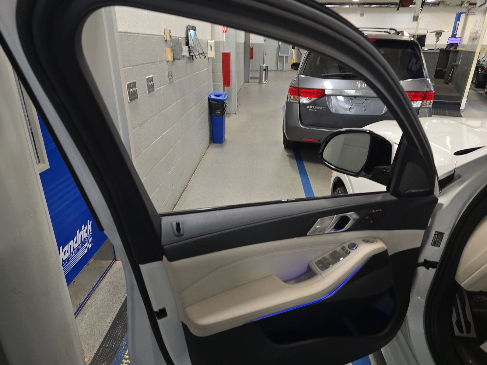 2022 BMW X7 M50i AWD