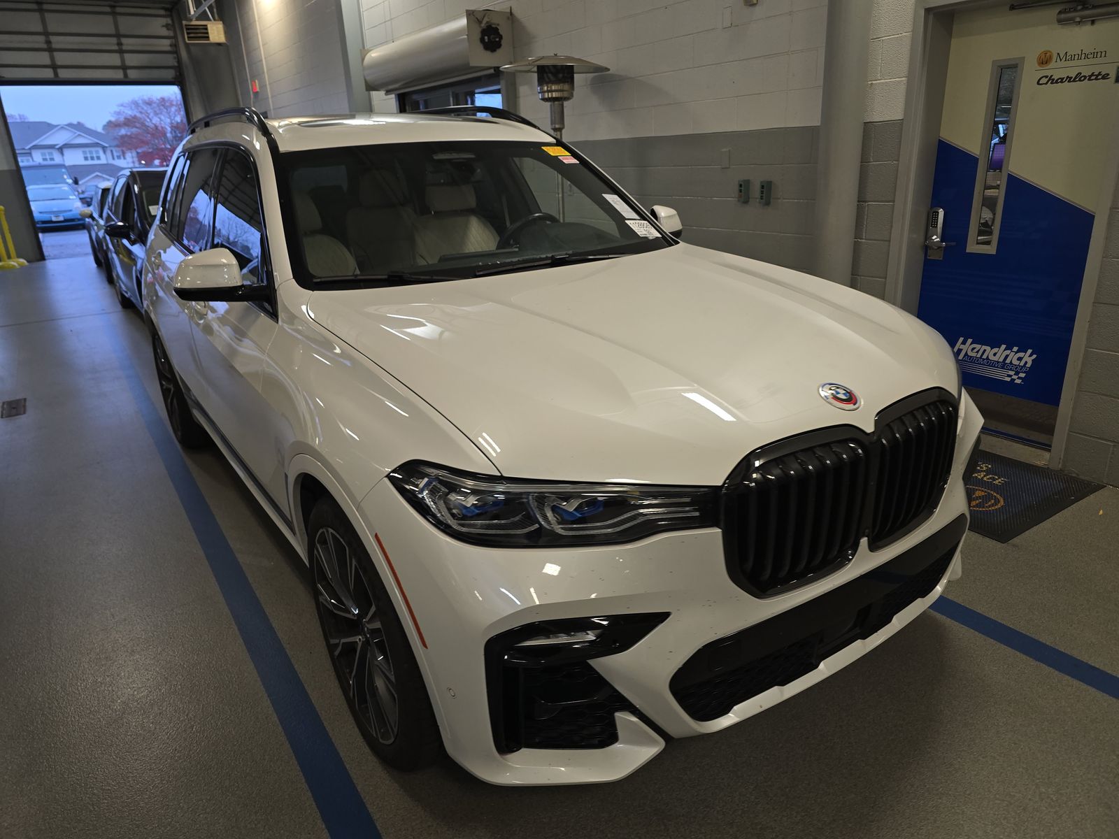 2022 BMW X7 M50i AWD