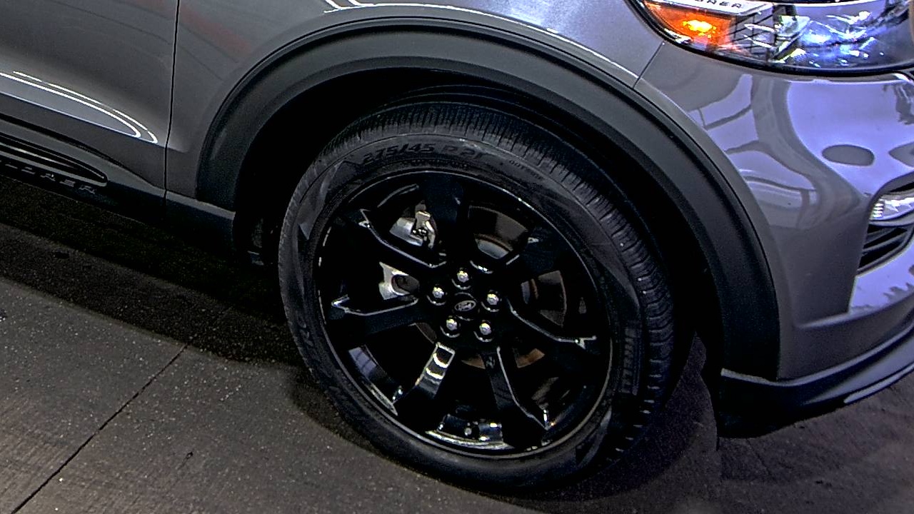 2022 Ford Explorer ST-Line AWD