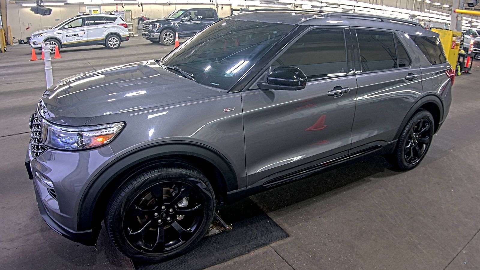 2022 Ford Explorer ST-Line AWD