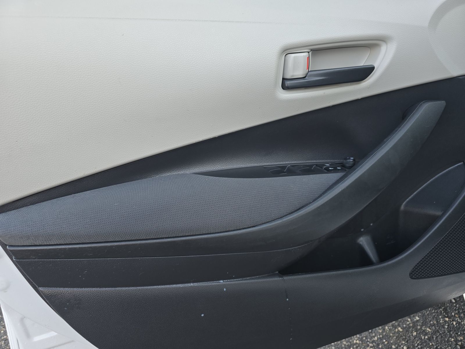 2022 Toyota Corolla LE FWD