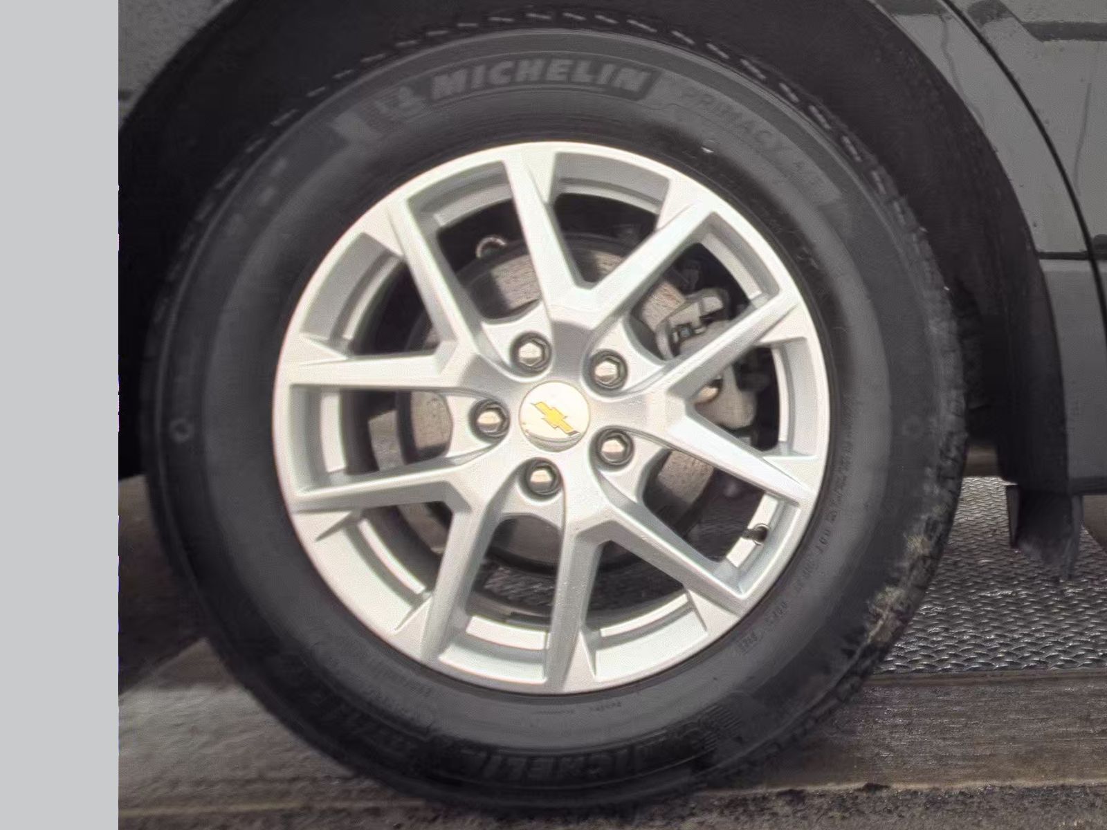 2024 Chevrolet Equinox LS FWD