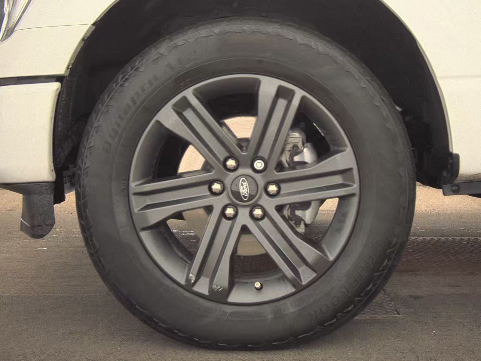 2023 Ford F-150 Hybrid Lariat AWD