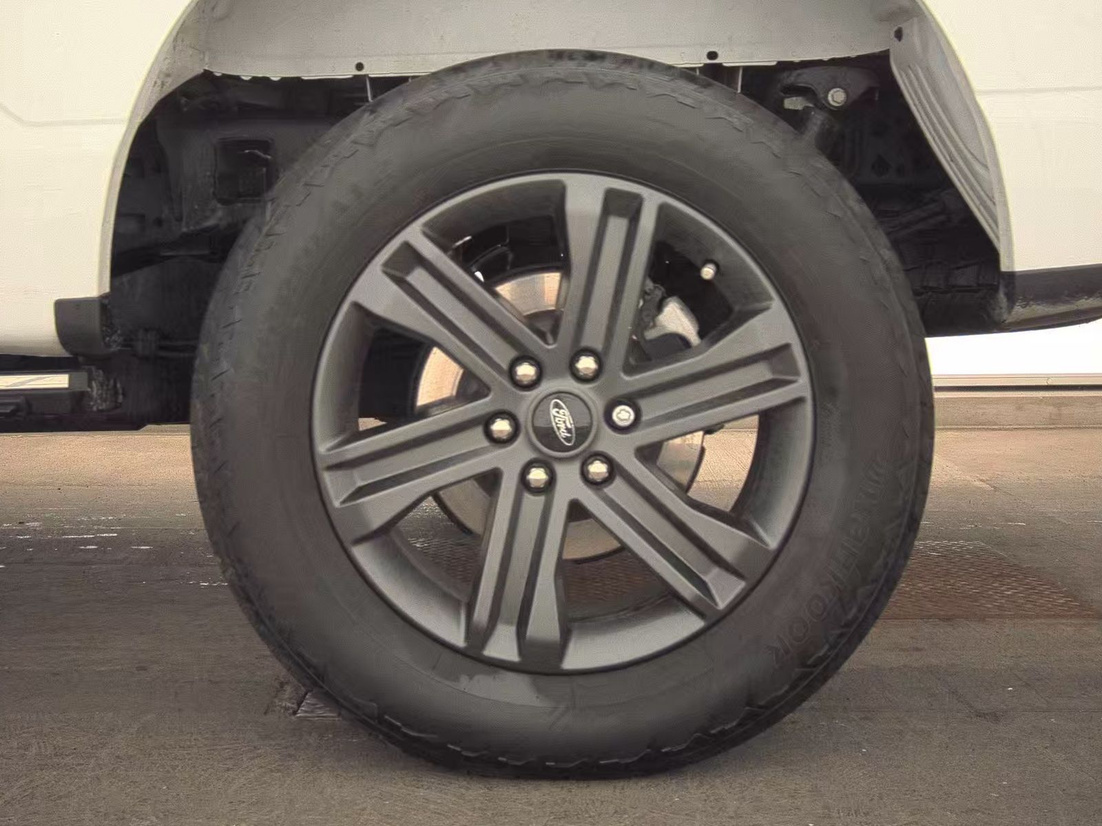 2023 Ford F-150 Hybrid Lariat AWD