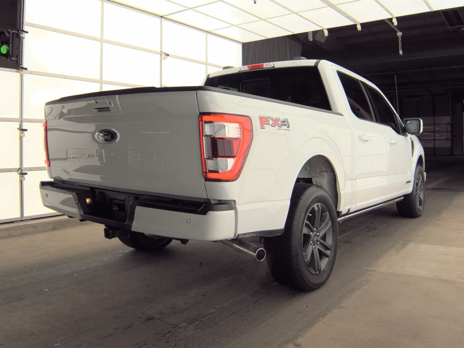 2023 Ford F-150 Hybrid Lariat AWD